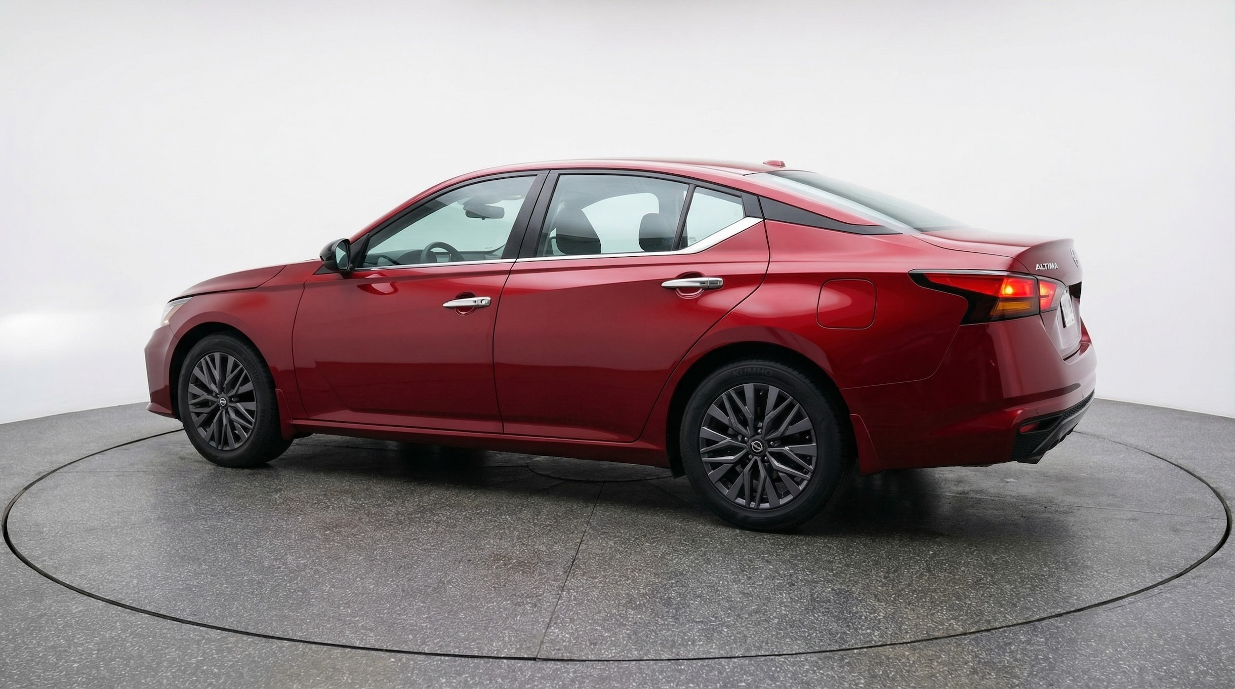 Thumbnail: 2025 Nissan Altima - 5