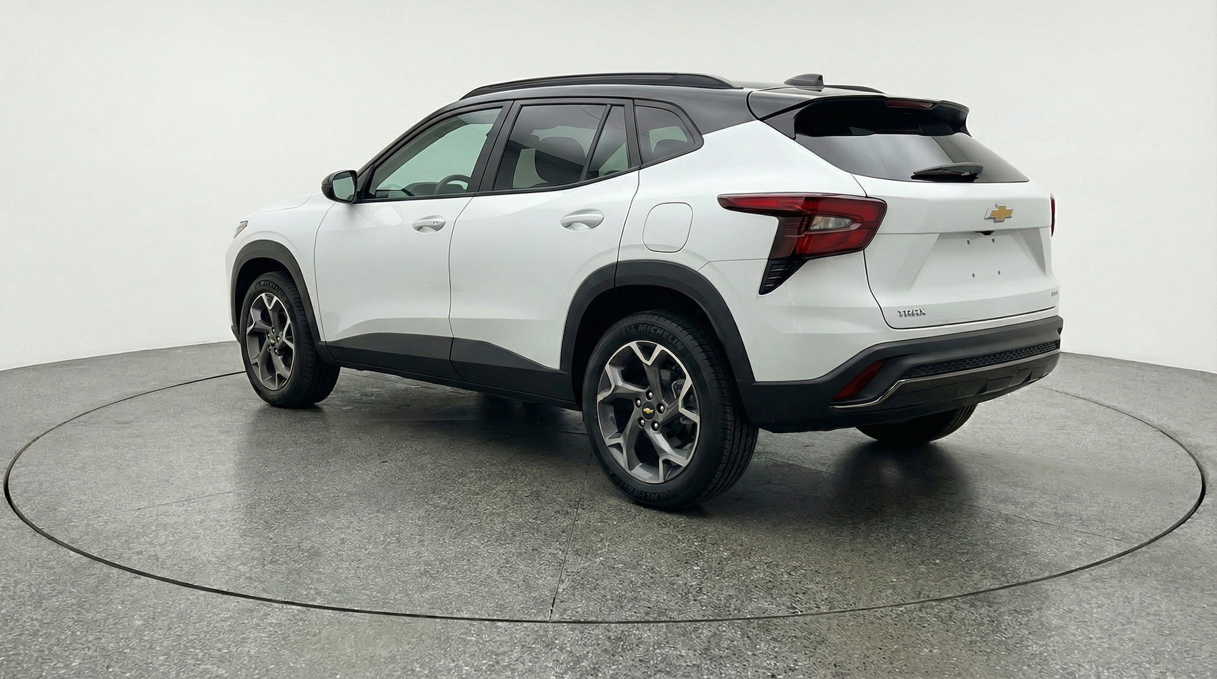 Thumbnail: 2025 Chevrolet Trax - 6