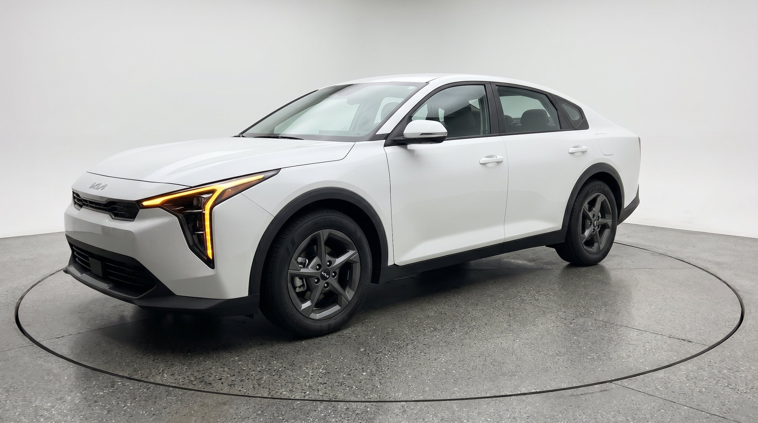 Thumbnail: 2026 Kia K4 - 3