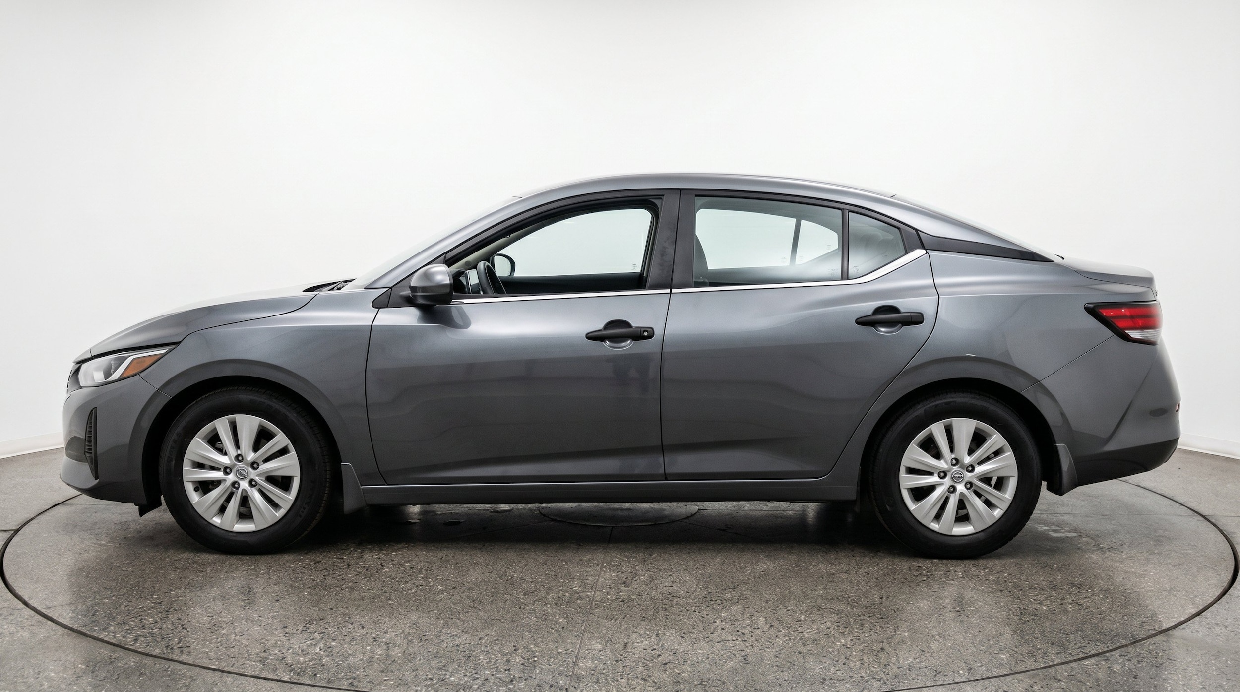 Thumbnail: 2025 Nissan Sentra - 5