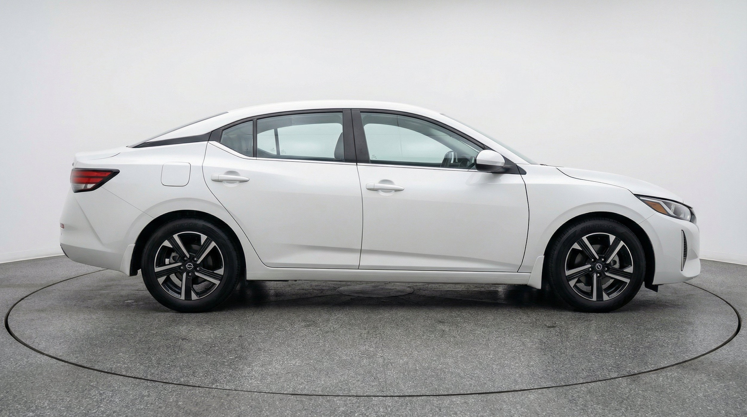 Thumbnail: 2025 Nissan Sentra - 11
