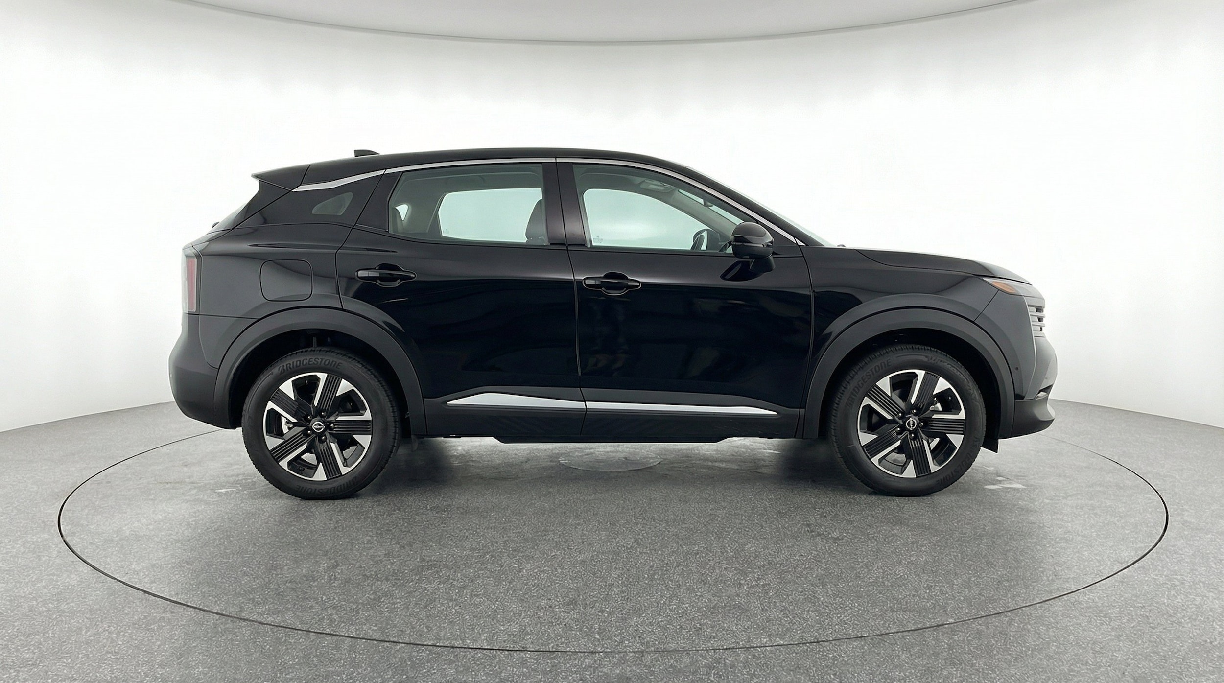 Thumbnail: 2026 Nissan Kicks - 11