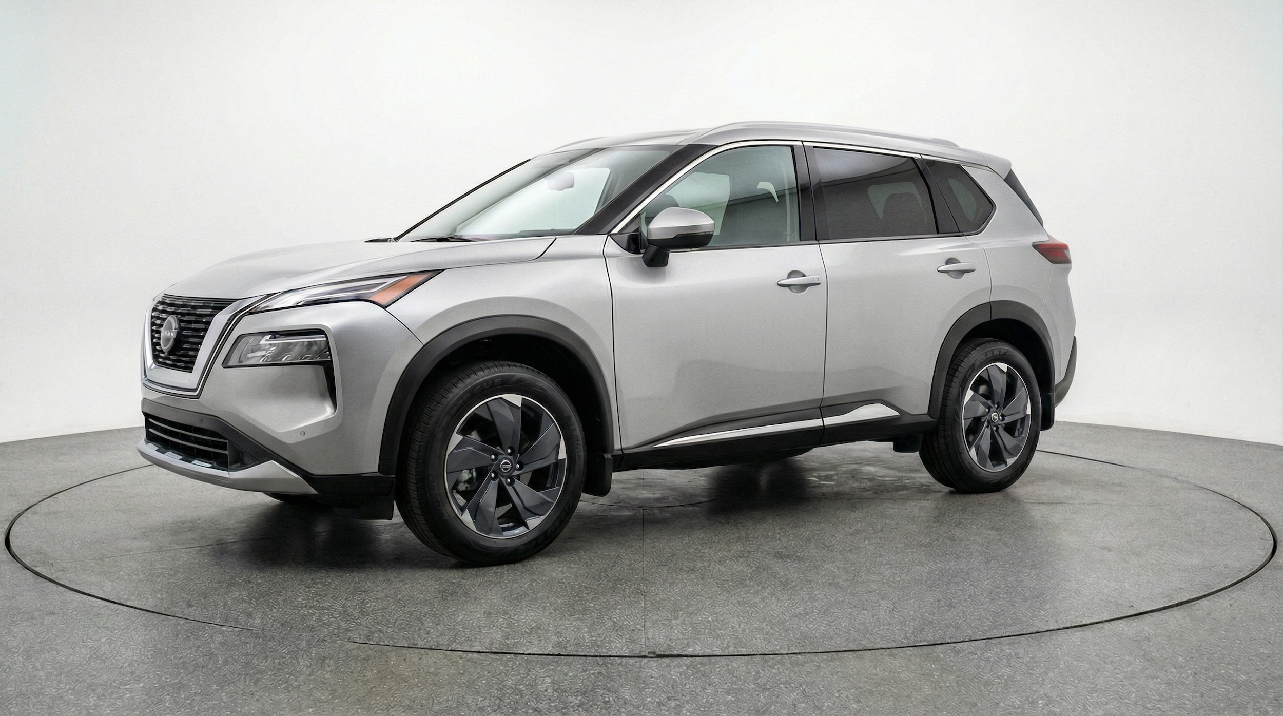 Thumbnail: 2025 Nissan Rogue - 3