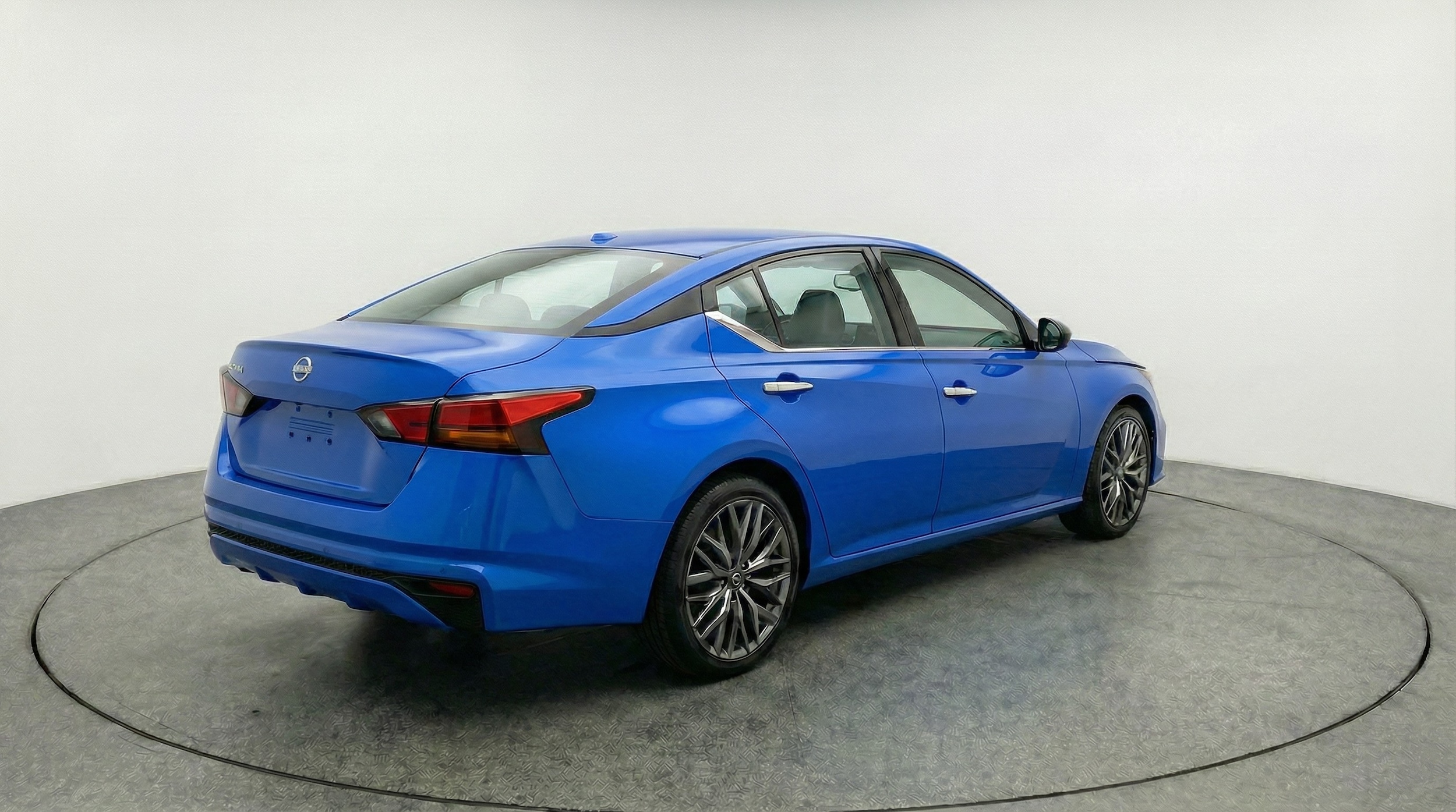 Thumbnail: 2025 Nissan Altima - 7