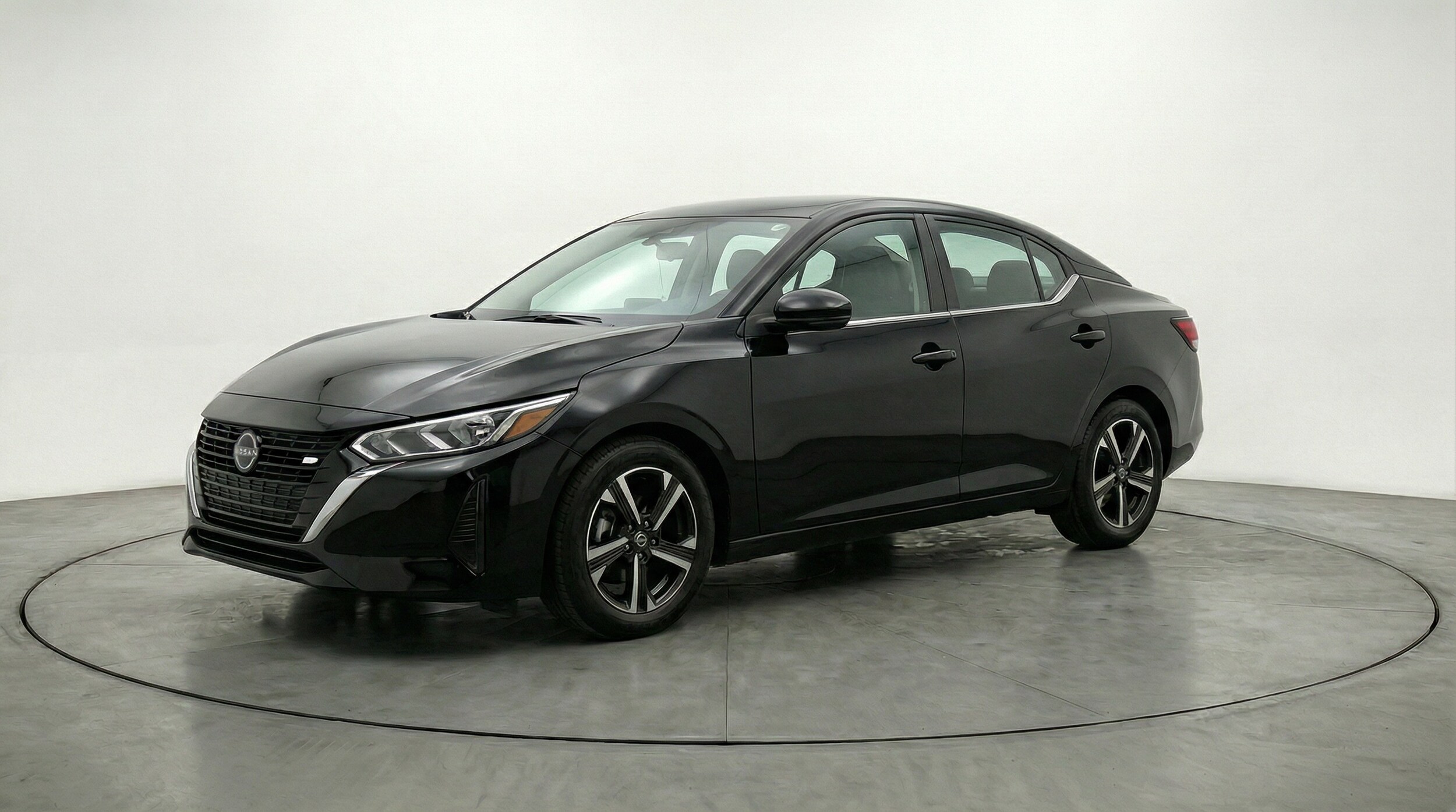 Thumbnail: 2025 Nissan Sentra - 3