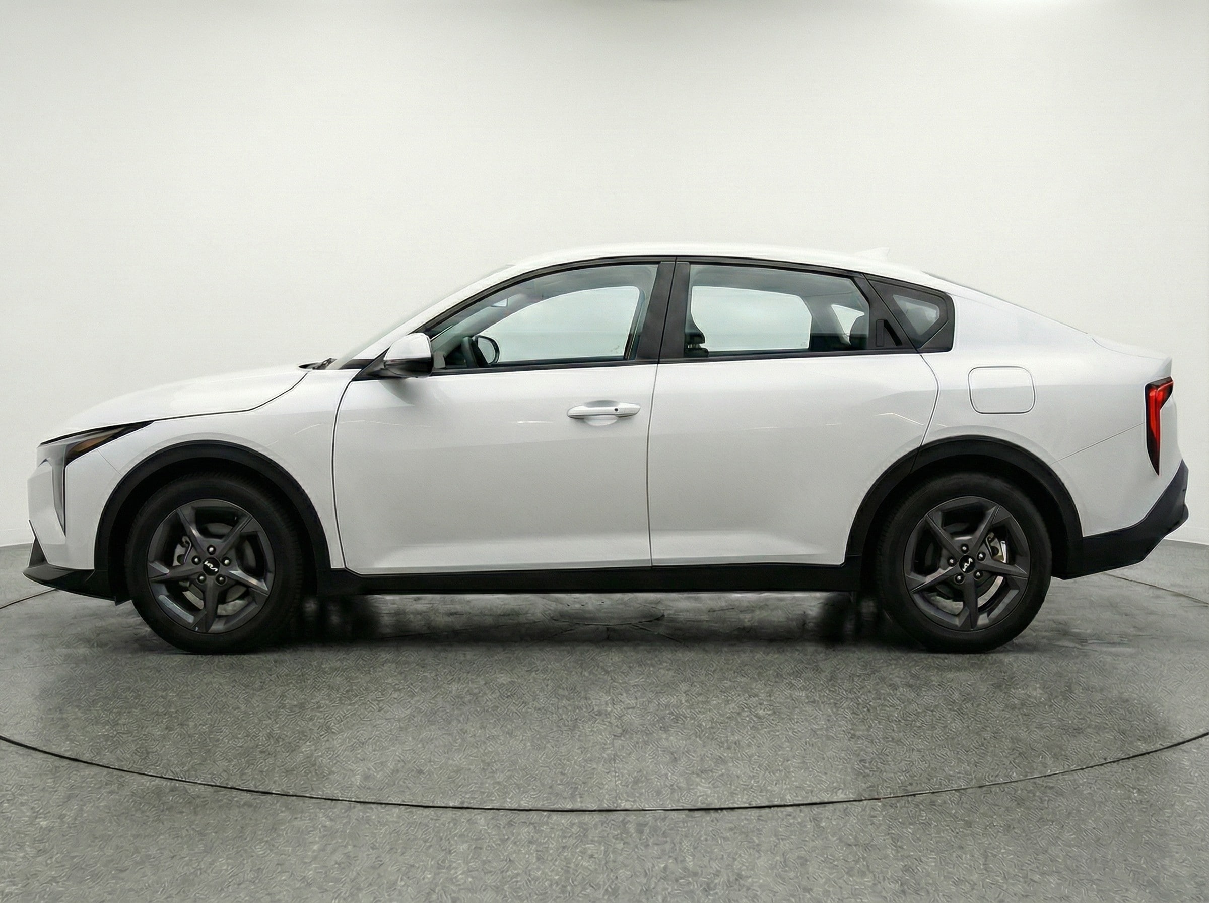 Thumbnail: 2025 Kia K4 - 4