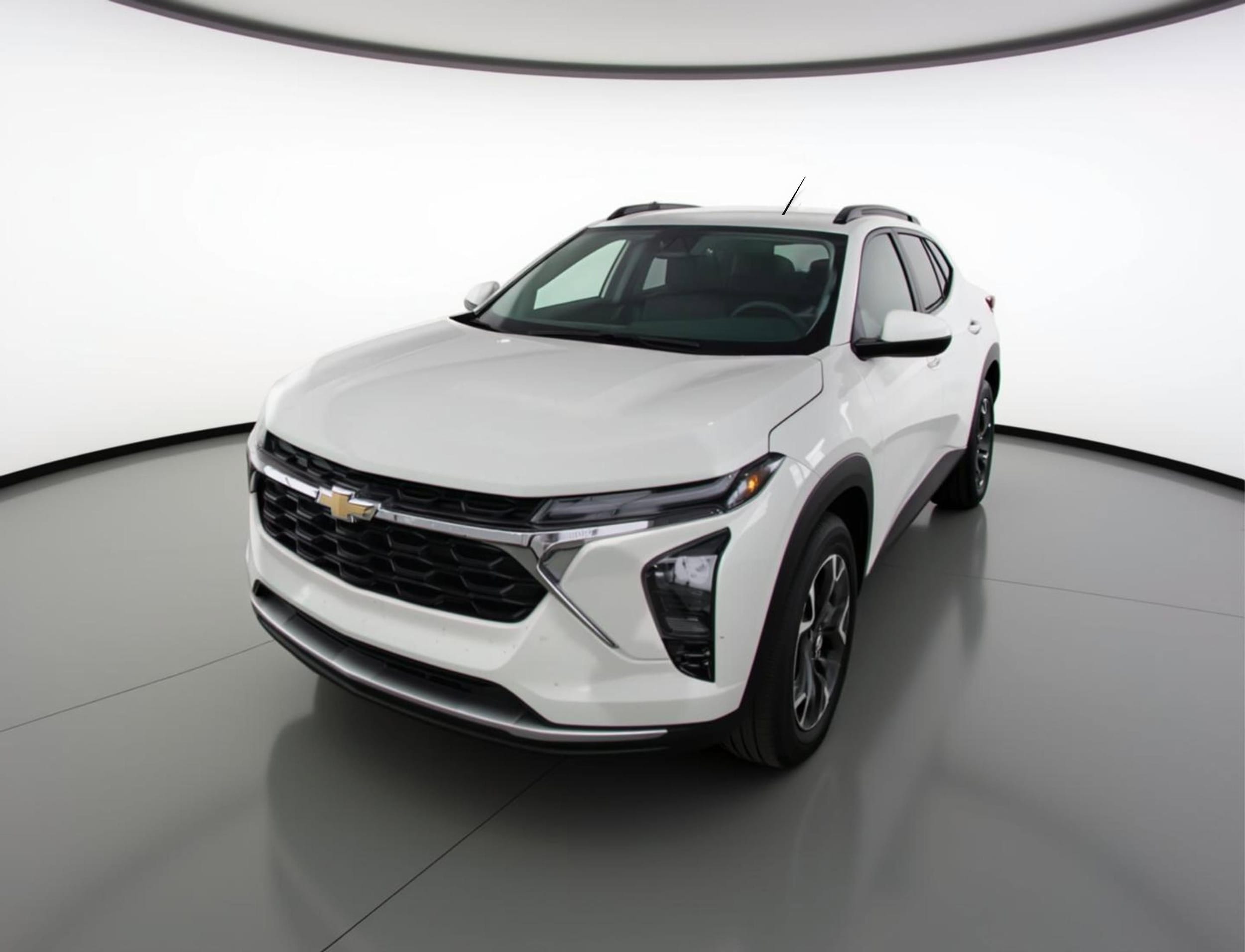 Thumbnail: 2025 Chevrolet Trax - 3