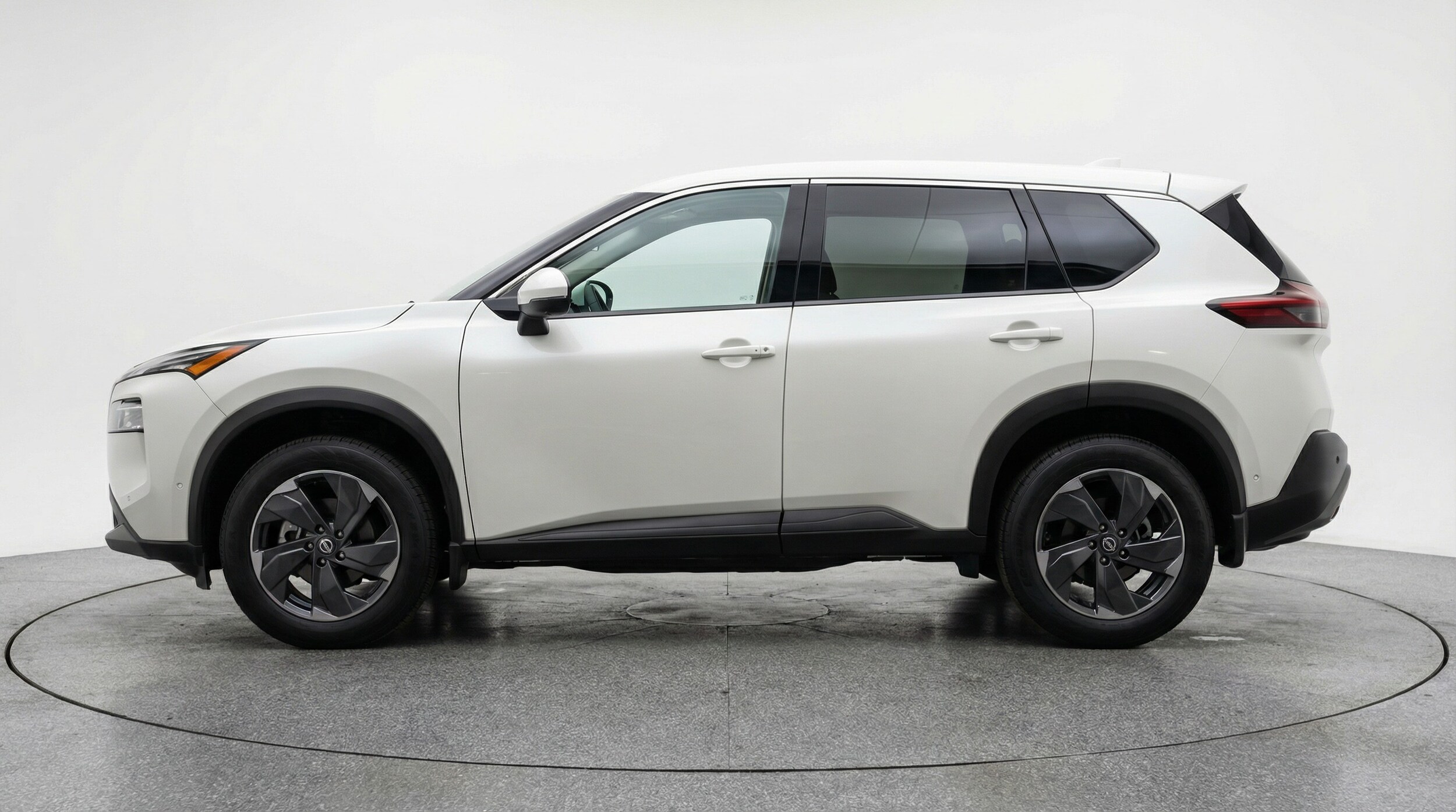 Thumbnail: 2025 Nissan Rogue - 4