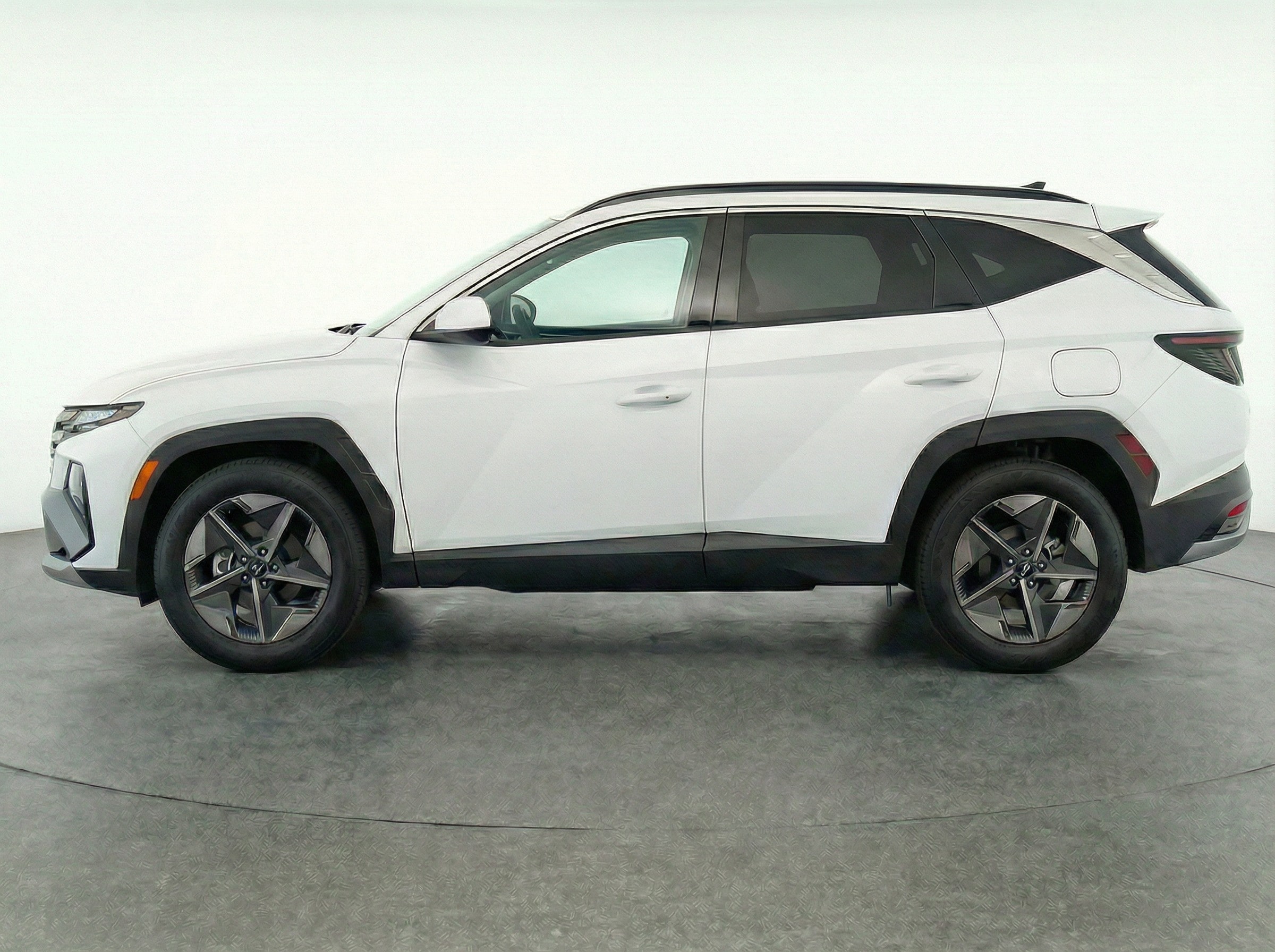 Thumbnail: 2025 Hyundai Tucson - 4