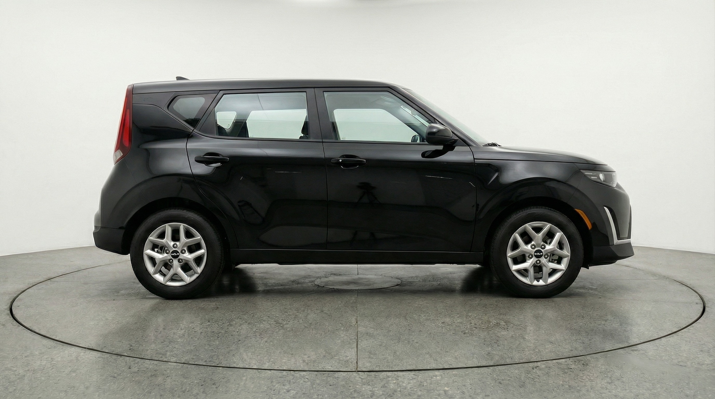 Thumbnail: 2025 Kia Soul - 8