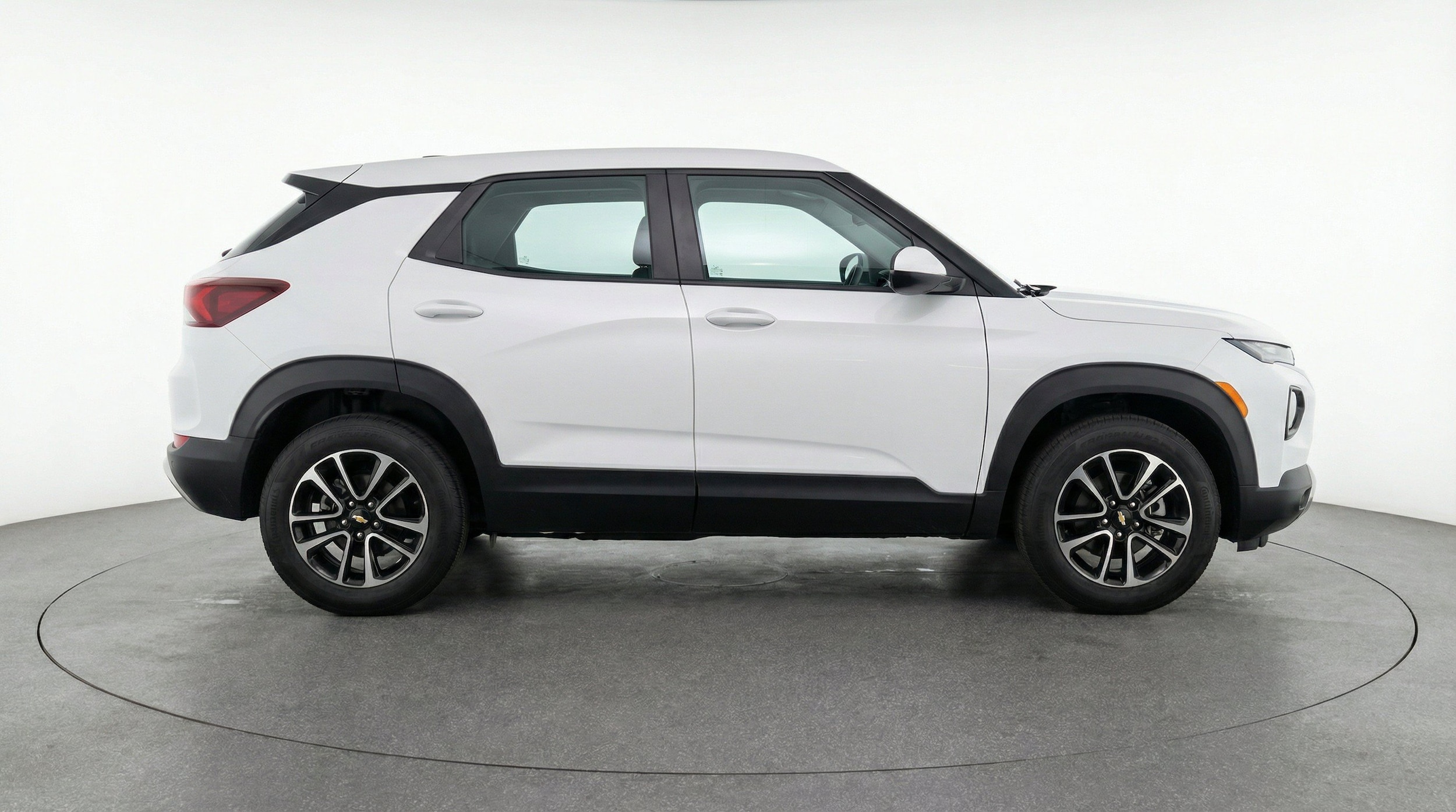 Thumbnail: 2025 Chevrolet TrailBlazer - 10