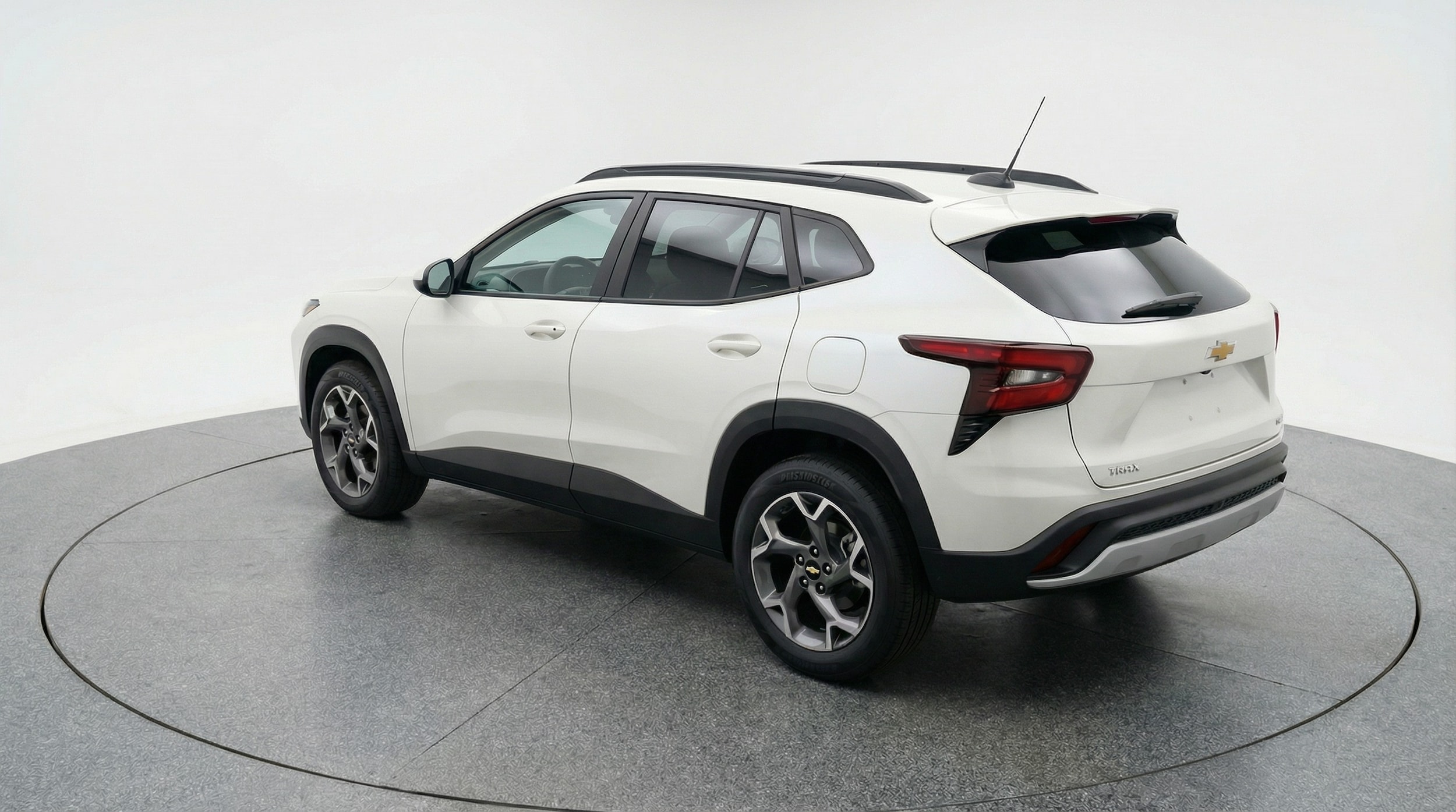 Thumbnail: 2025 Chevrolet Trax - 5