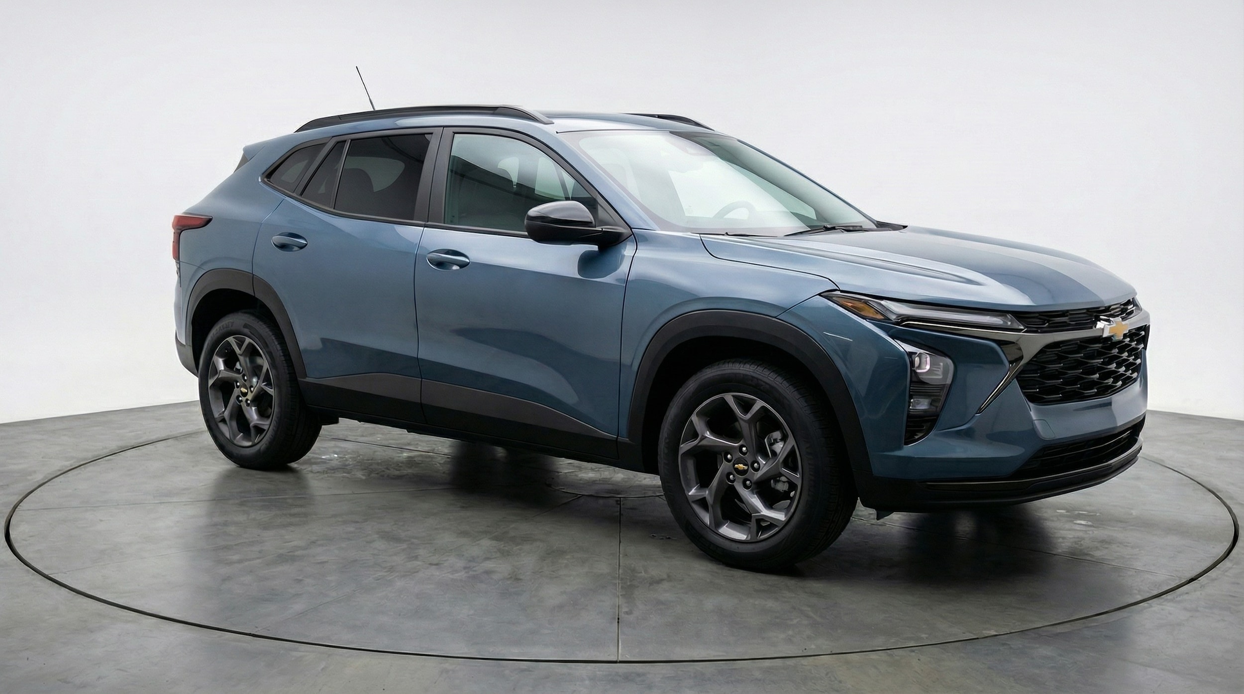 Thumbnail: 2025 Chevrolet Trax - 1