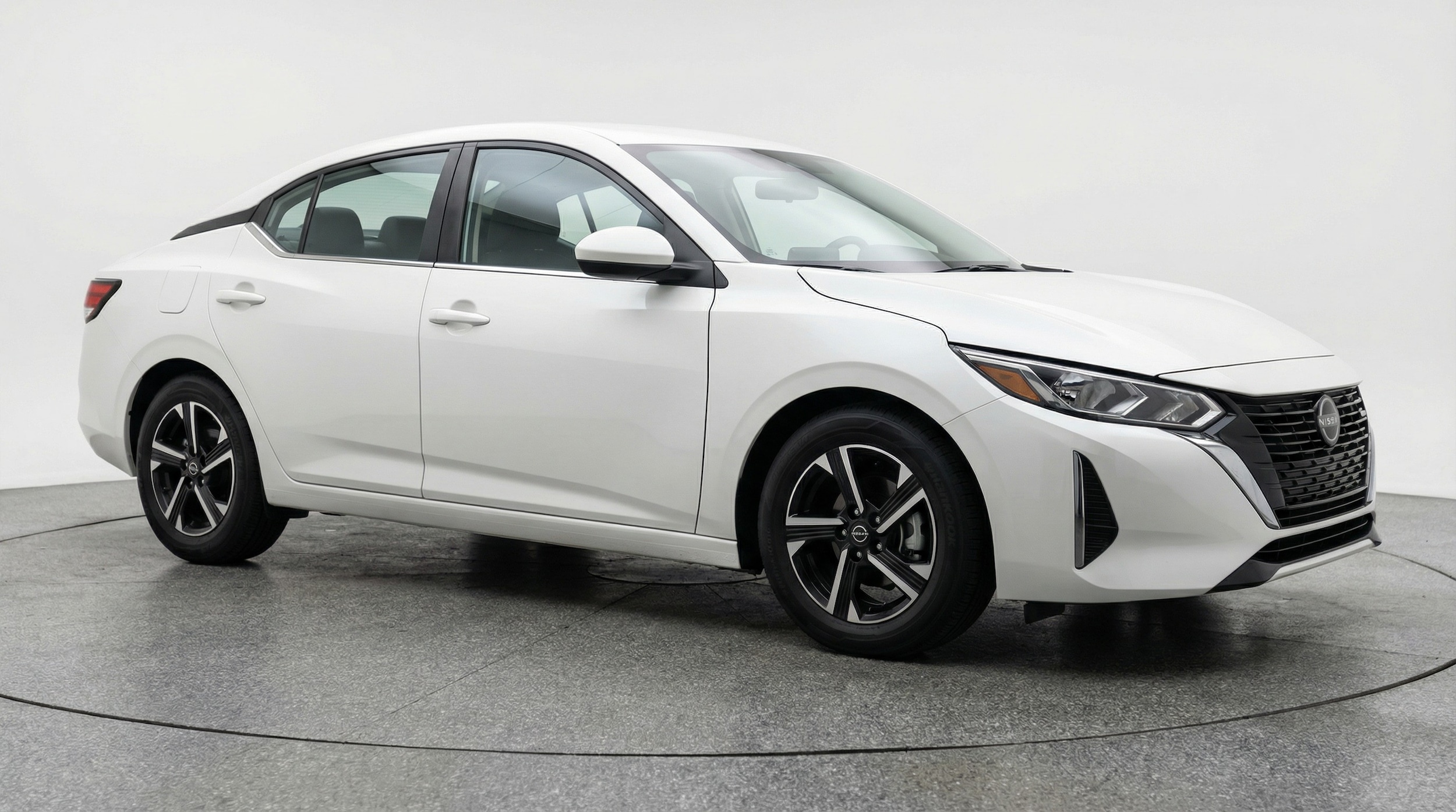 Thumbnail: 2025 Nissan Sentra - 1