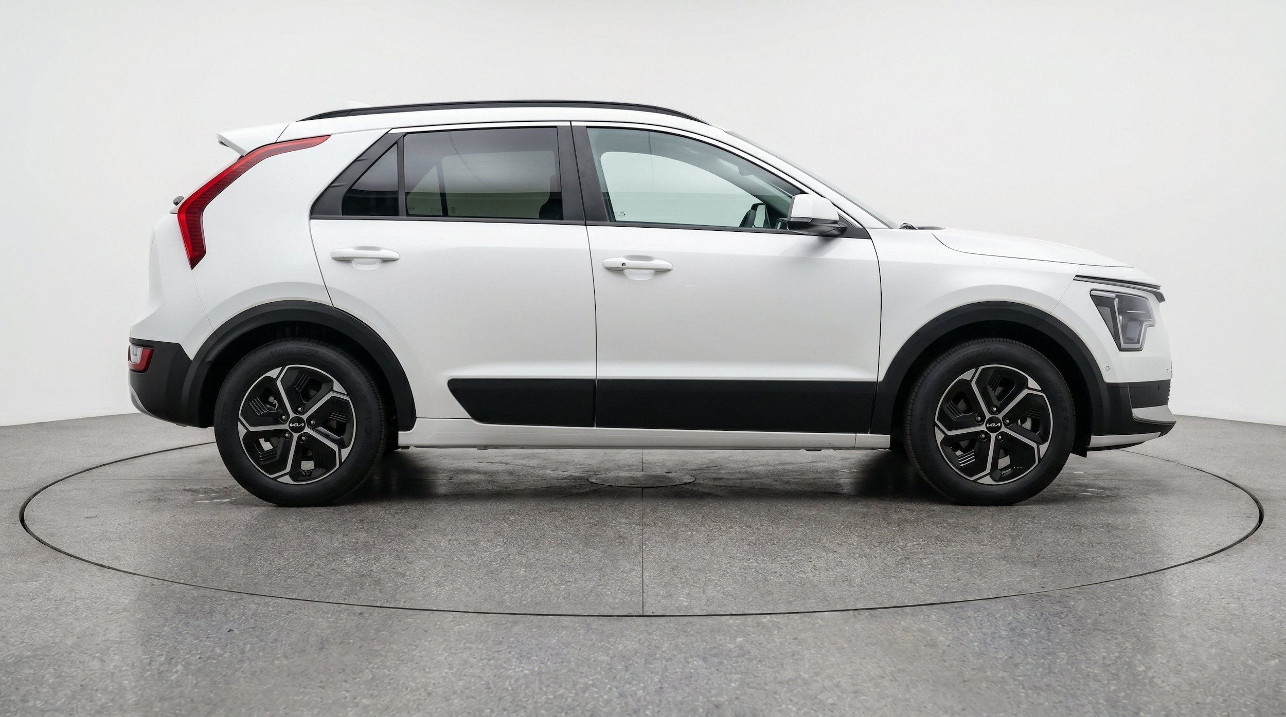 Thumbnail: 2026 Kia Niro - 11