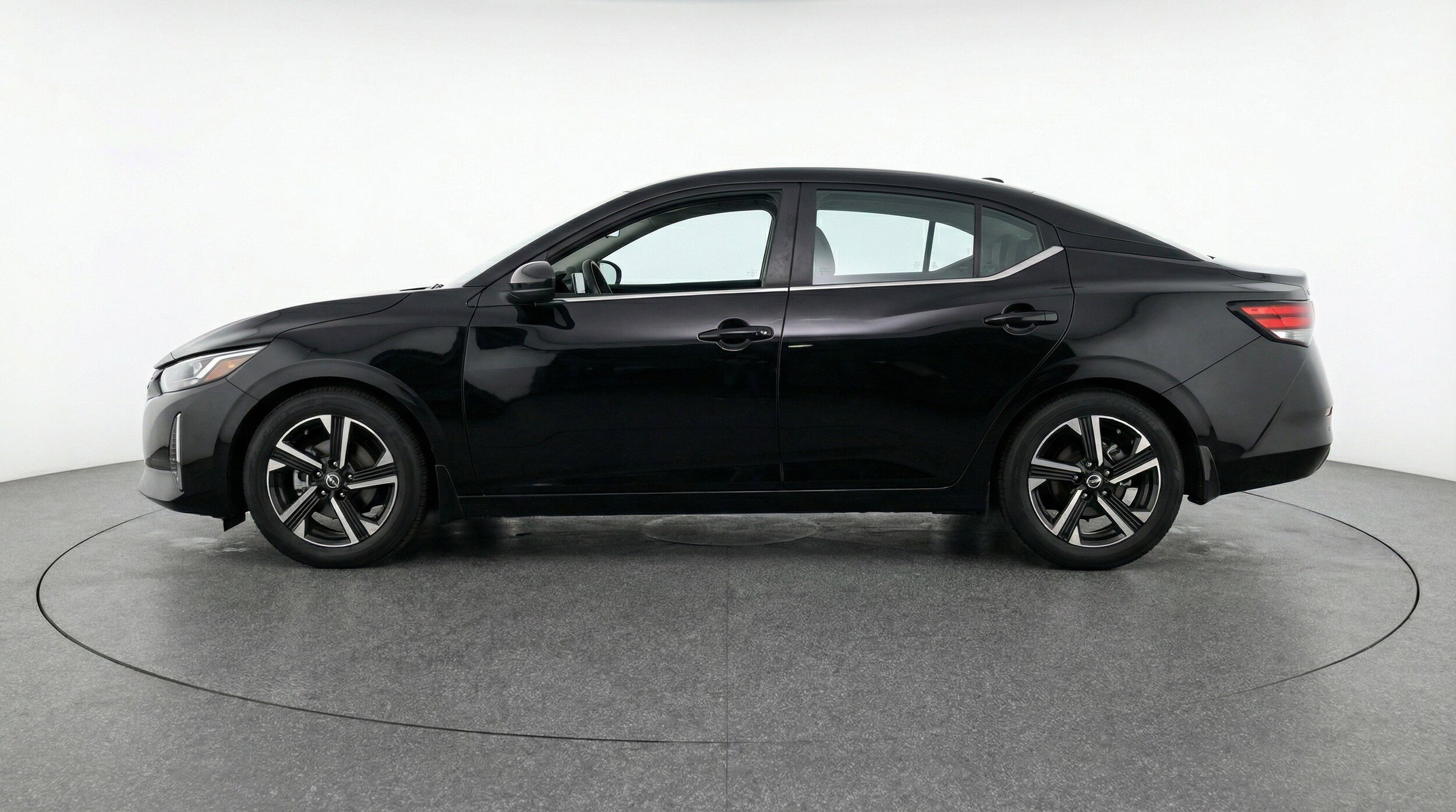 Thumbnail: 2025 Nissan Sentra - 5