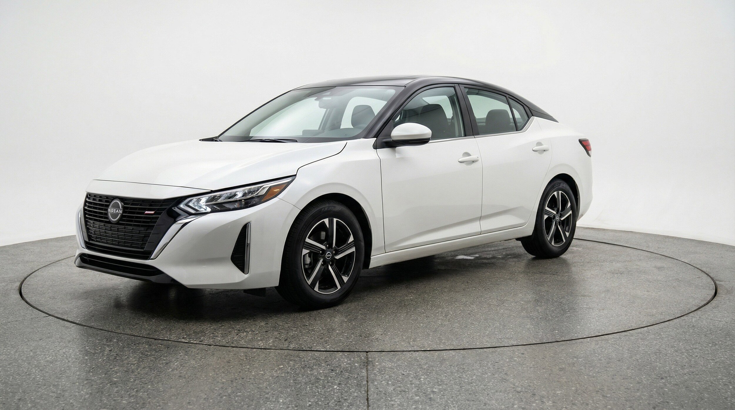 Thumbnail: 2025 Nissan Sentra - 3