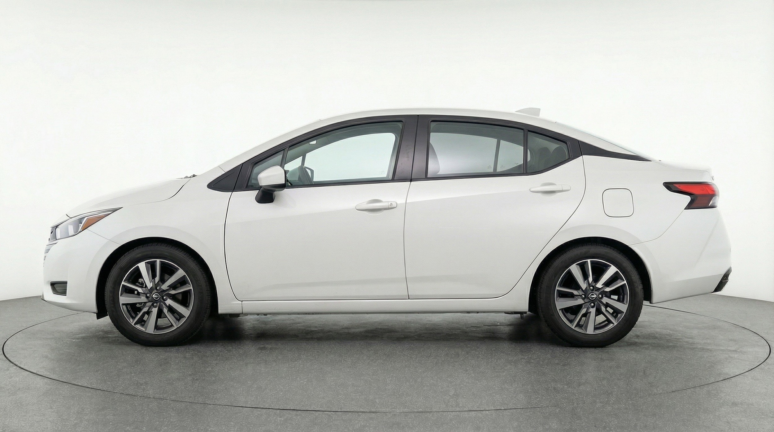 Thumbnail: 2025 Nissan Versa - 5
