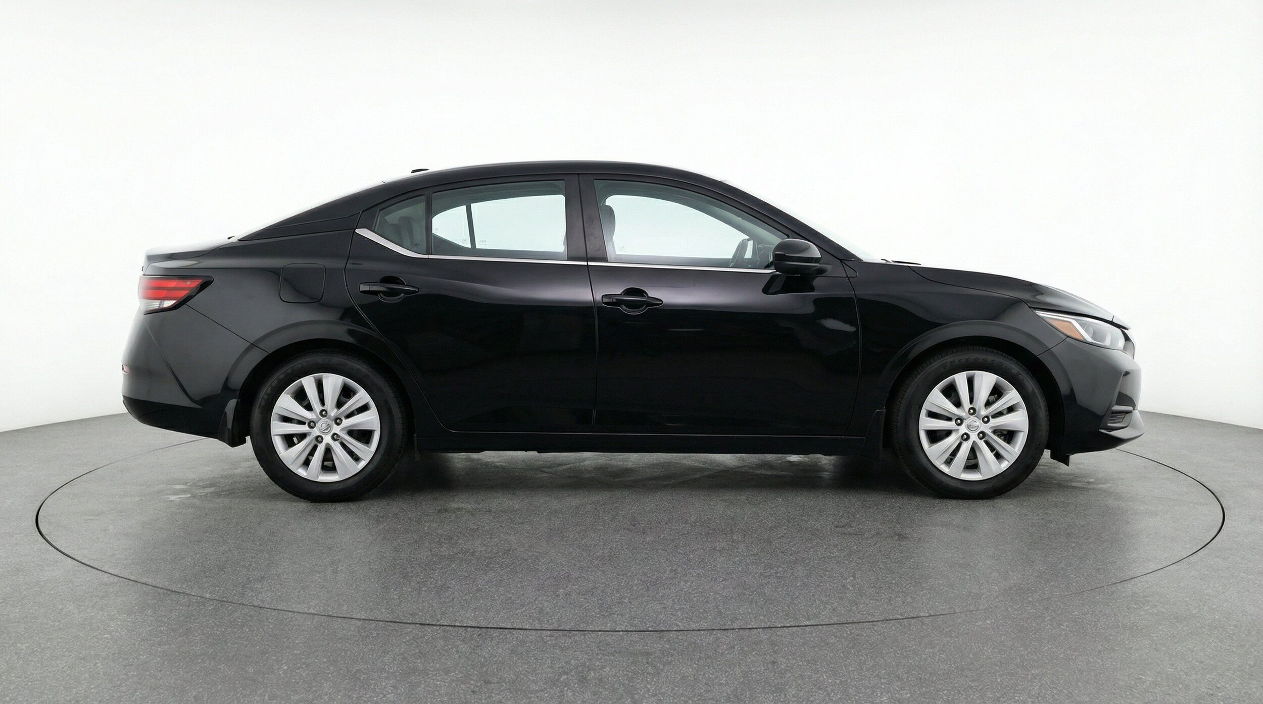 Thumbnail: 2025 Nissan Sentra - 11