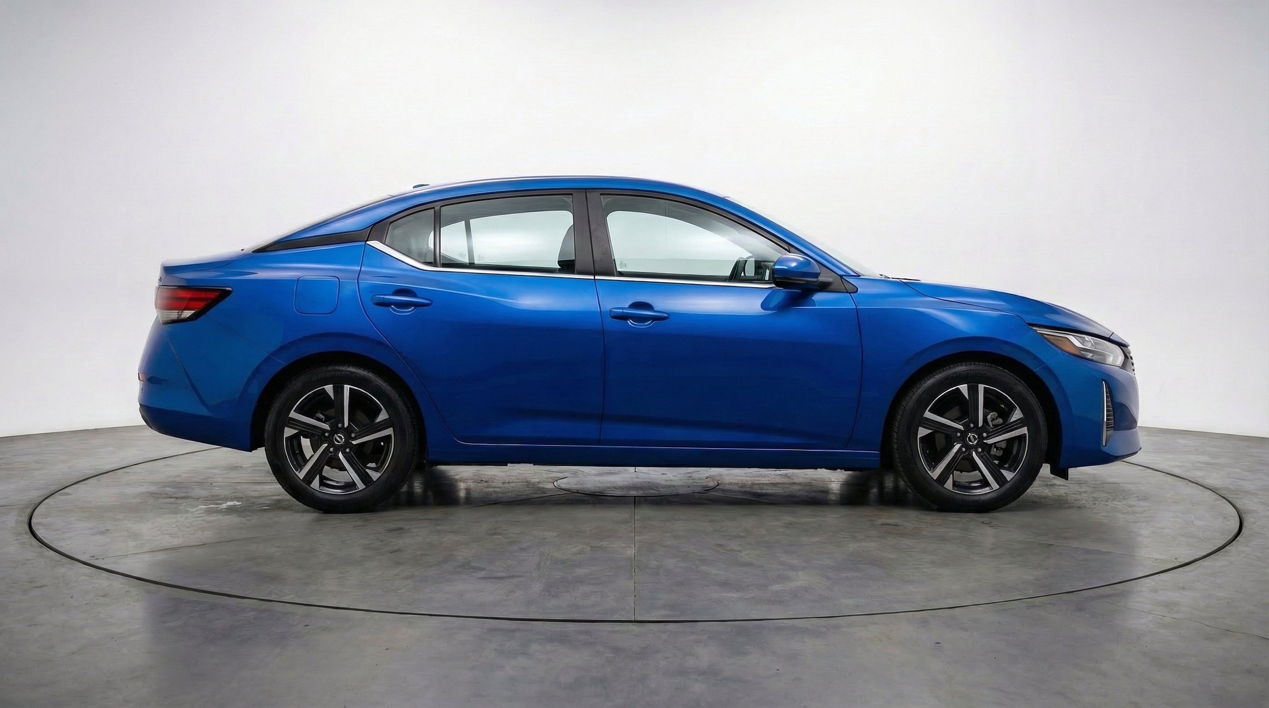 Thumbnail: 2025 Nissan Sentra - 11