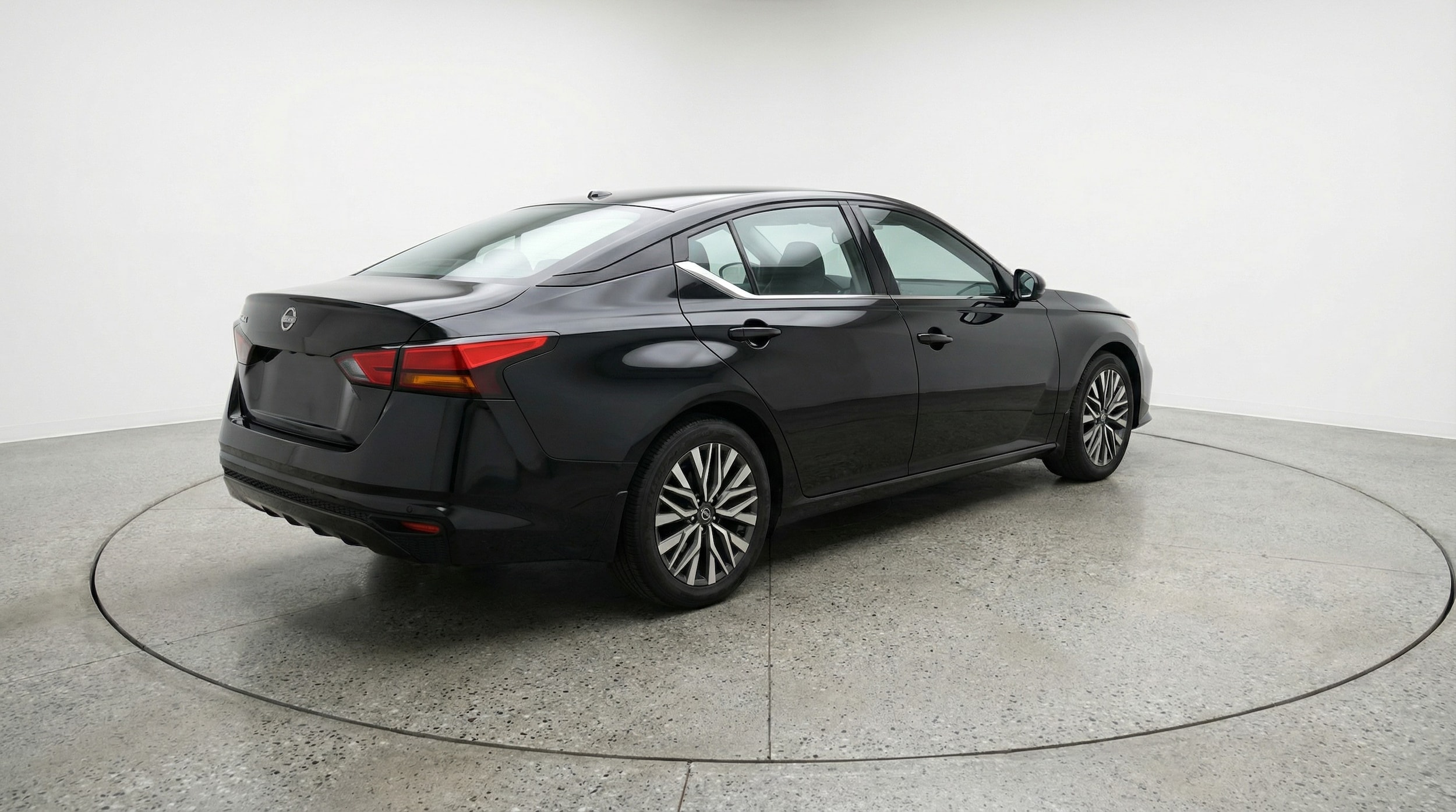 Thumbnail: 2025 Nissan Altima - 7