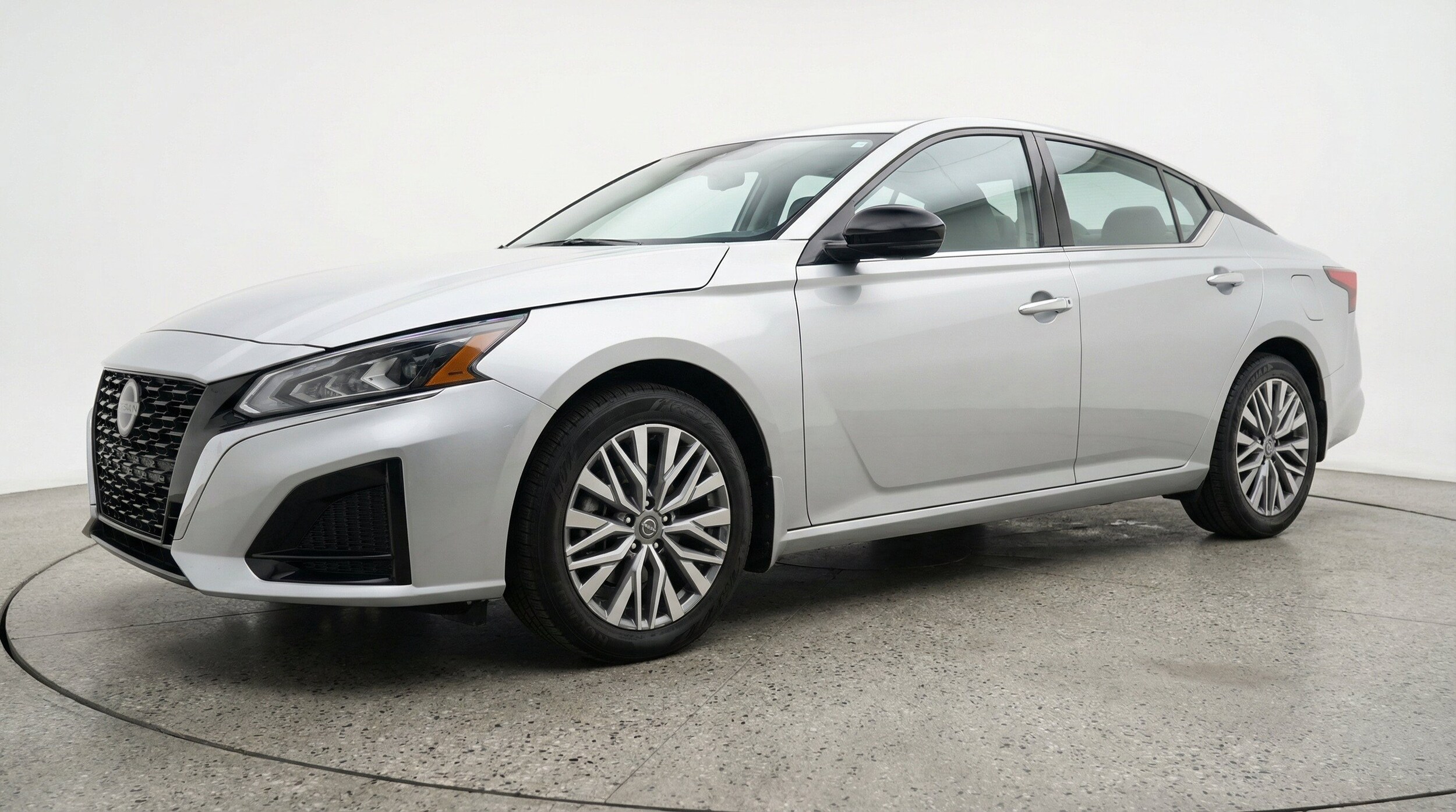 Thumbnail: 2026 Nissan Altima - 3