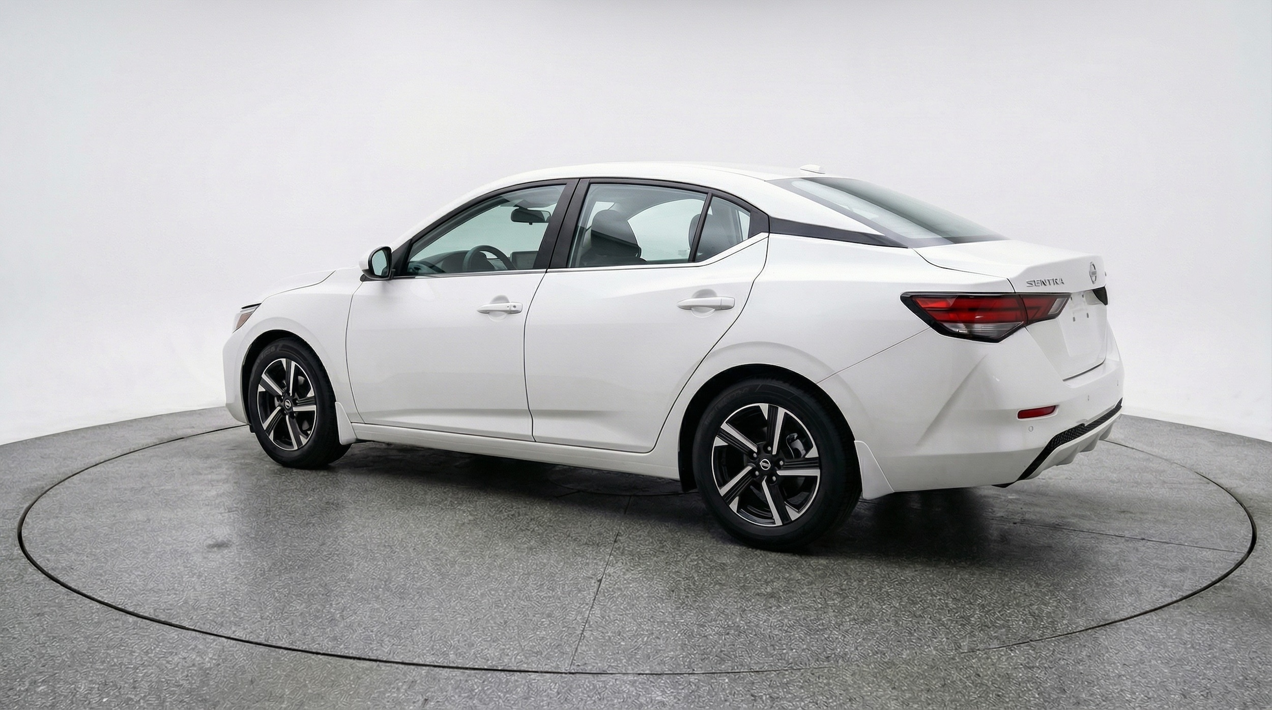 Thumbnail: 2025 Nissan Sentra - 5