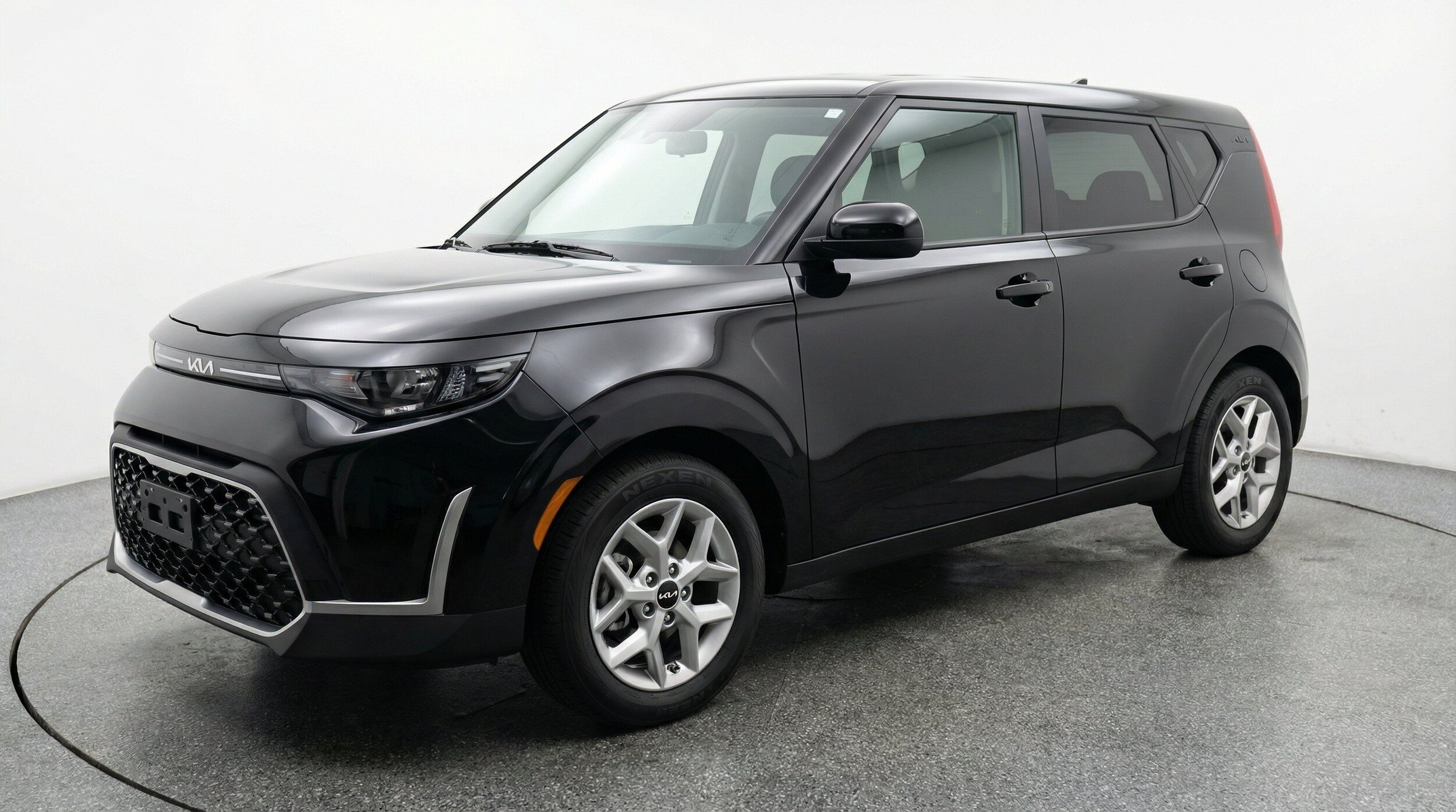 Thumbnail: 2025 Kia Soul - 3