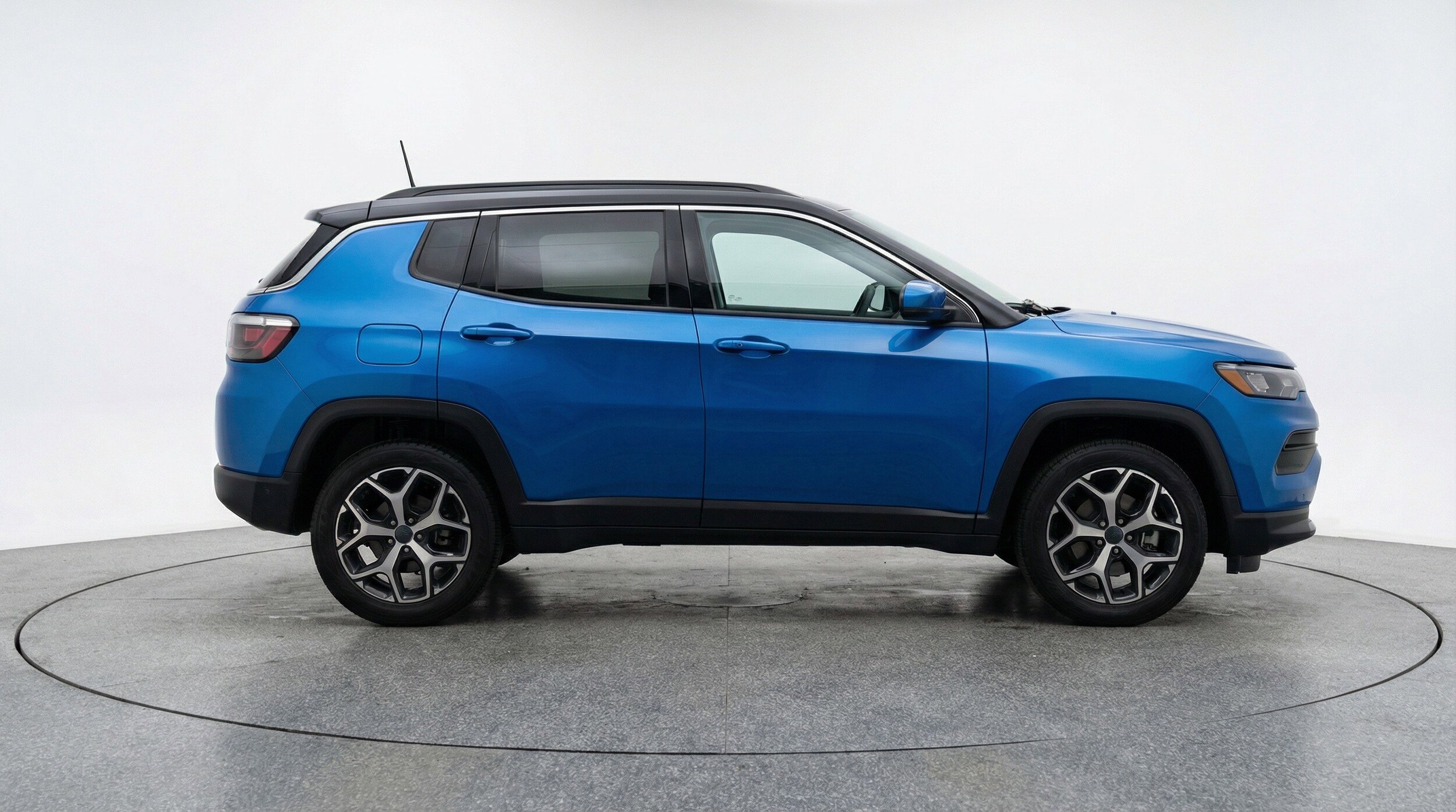Thumbnail: 2025 Jeep Compass - 11