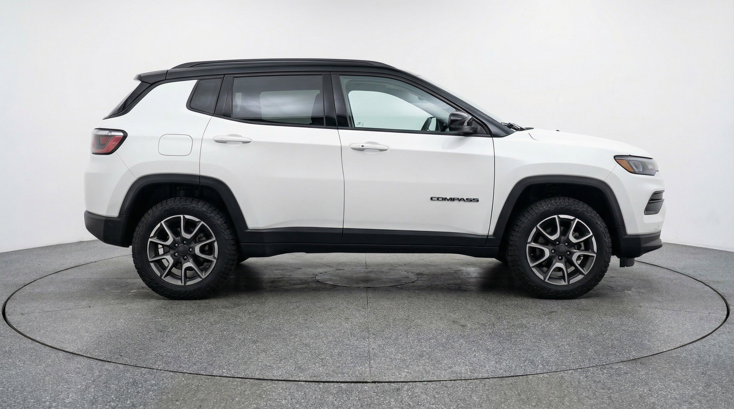 Thumbnail: 2025 Jeep Compass - 11