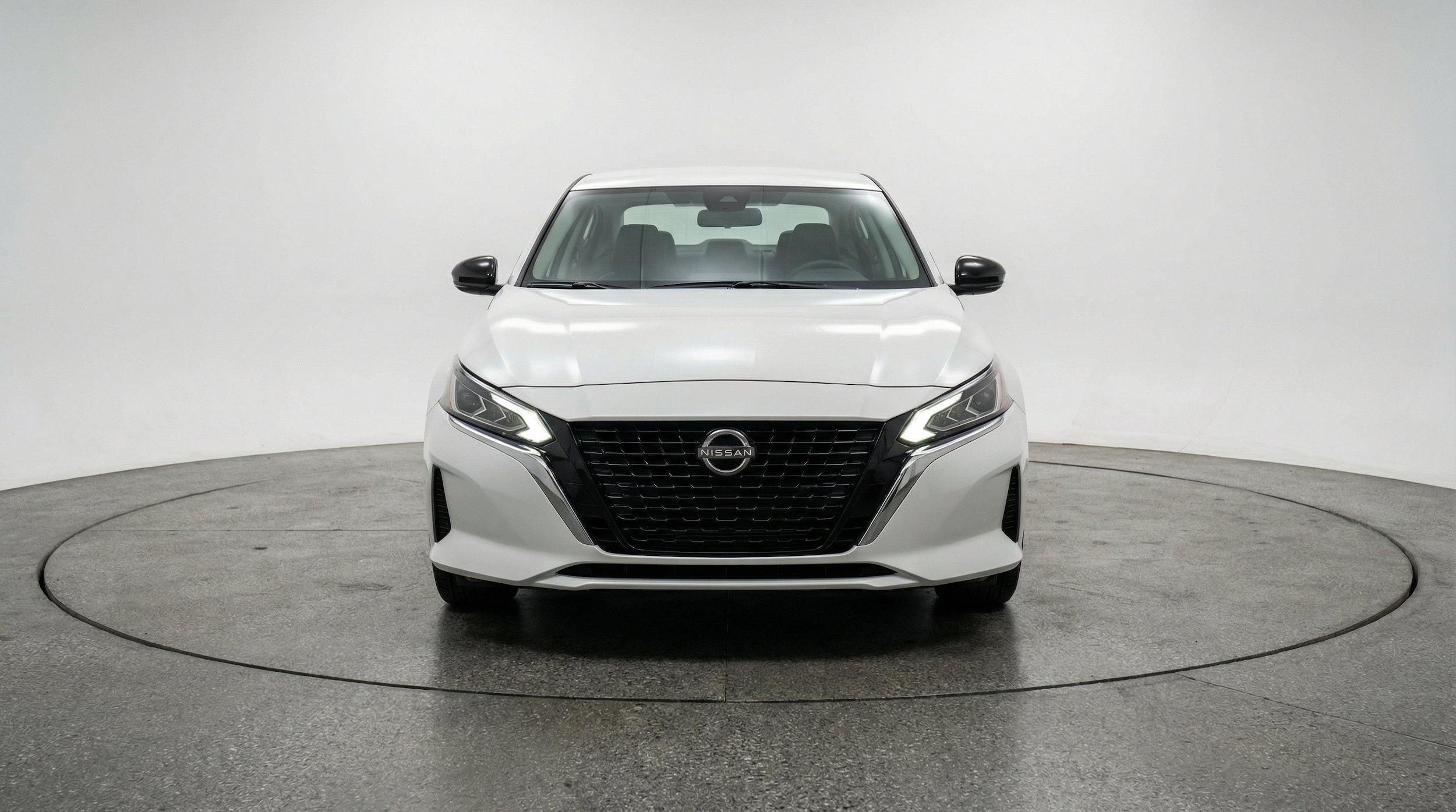 Thumbnail: 2025 Nissan Altima - 2