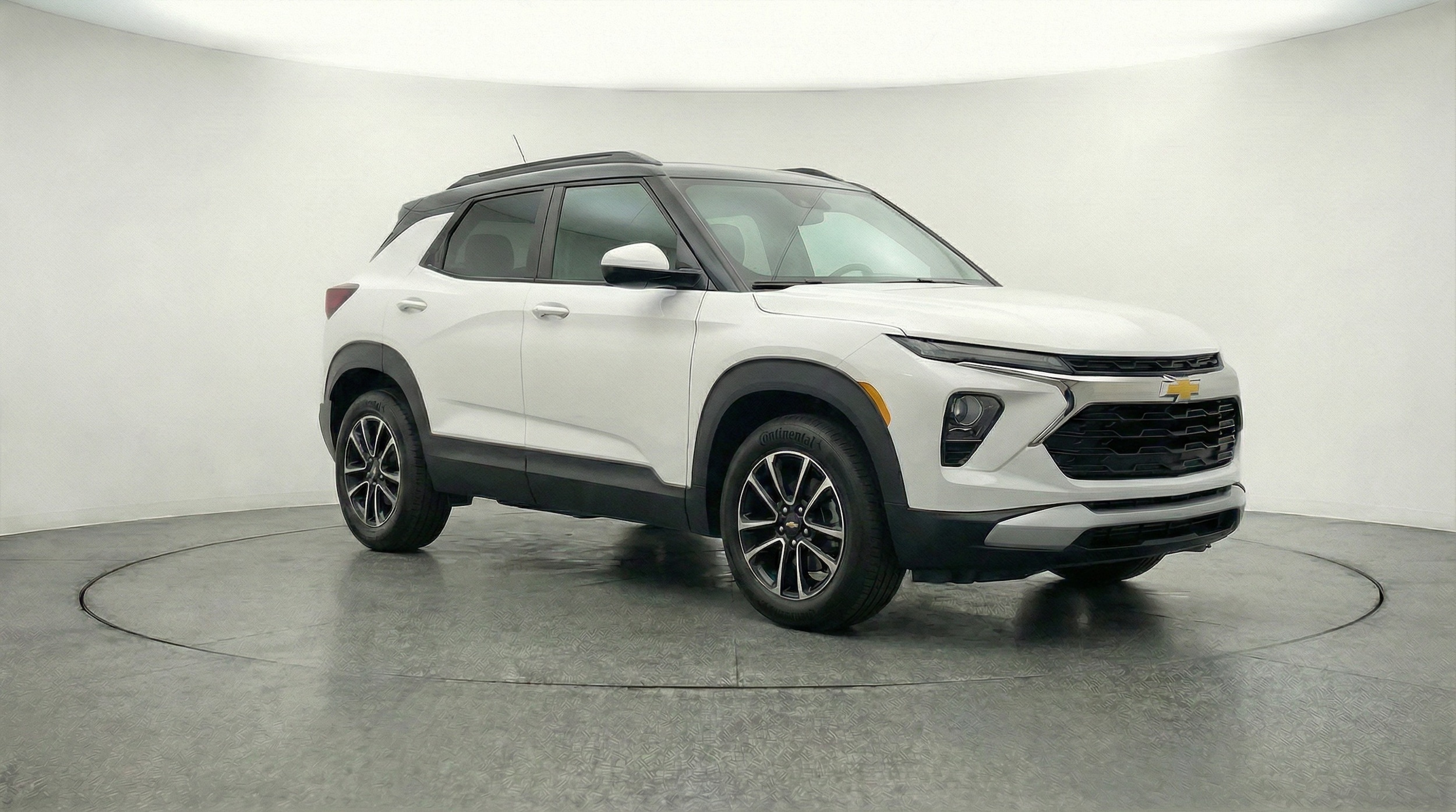 Thumbnail: 2025 Chevrolet TrailBlazer - 1