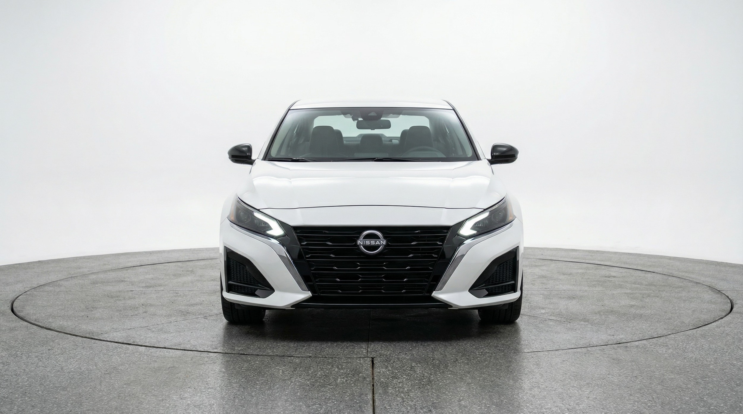 Thumbnail: 2025 Nissan Altima - 2