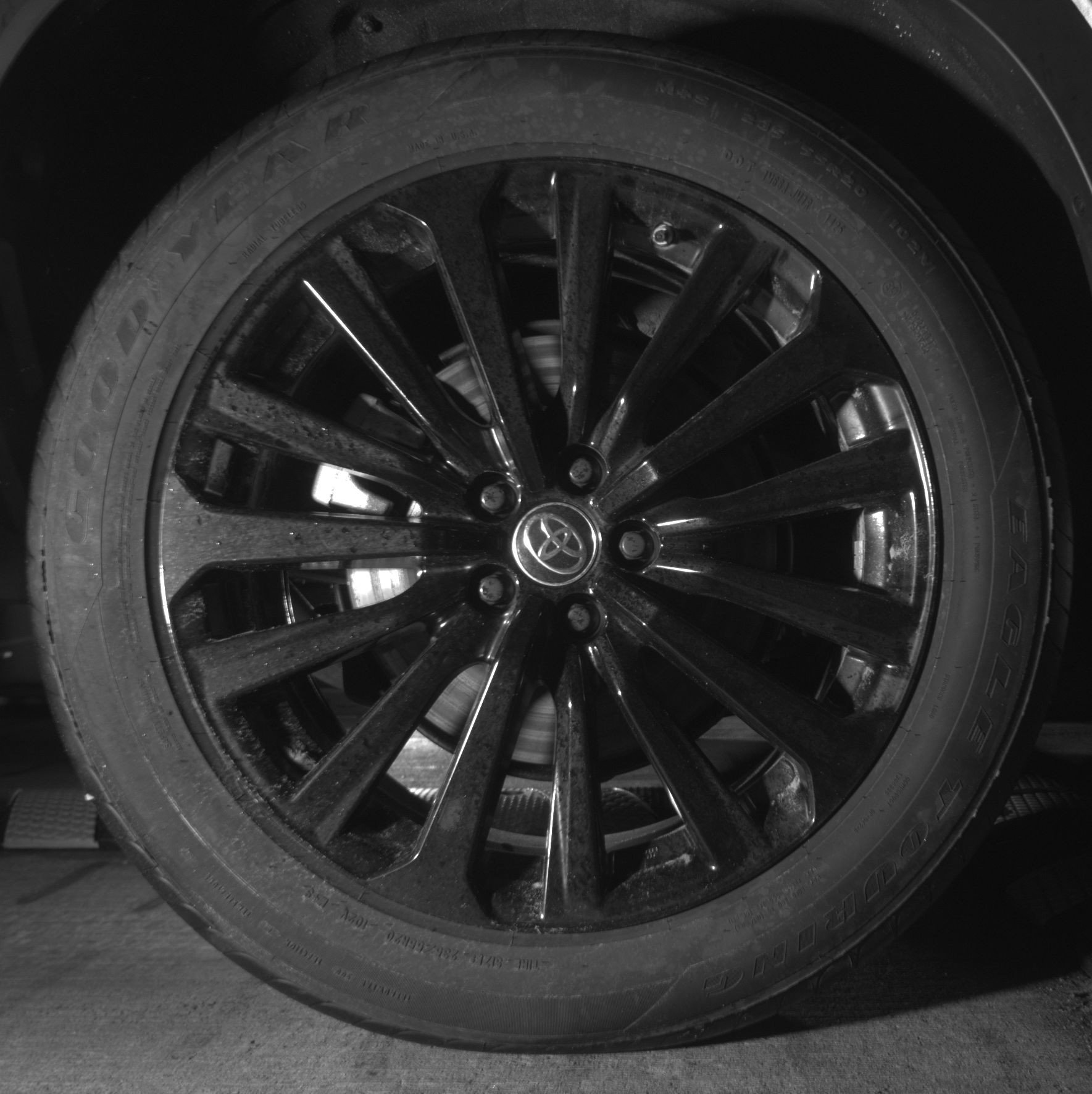 Thumbnail: 2025 Toyota Highlander - 15