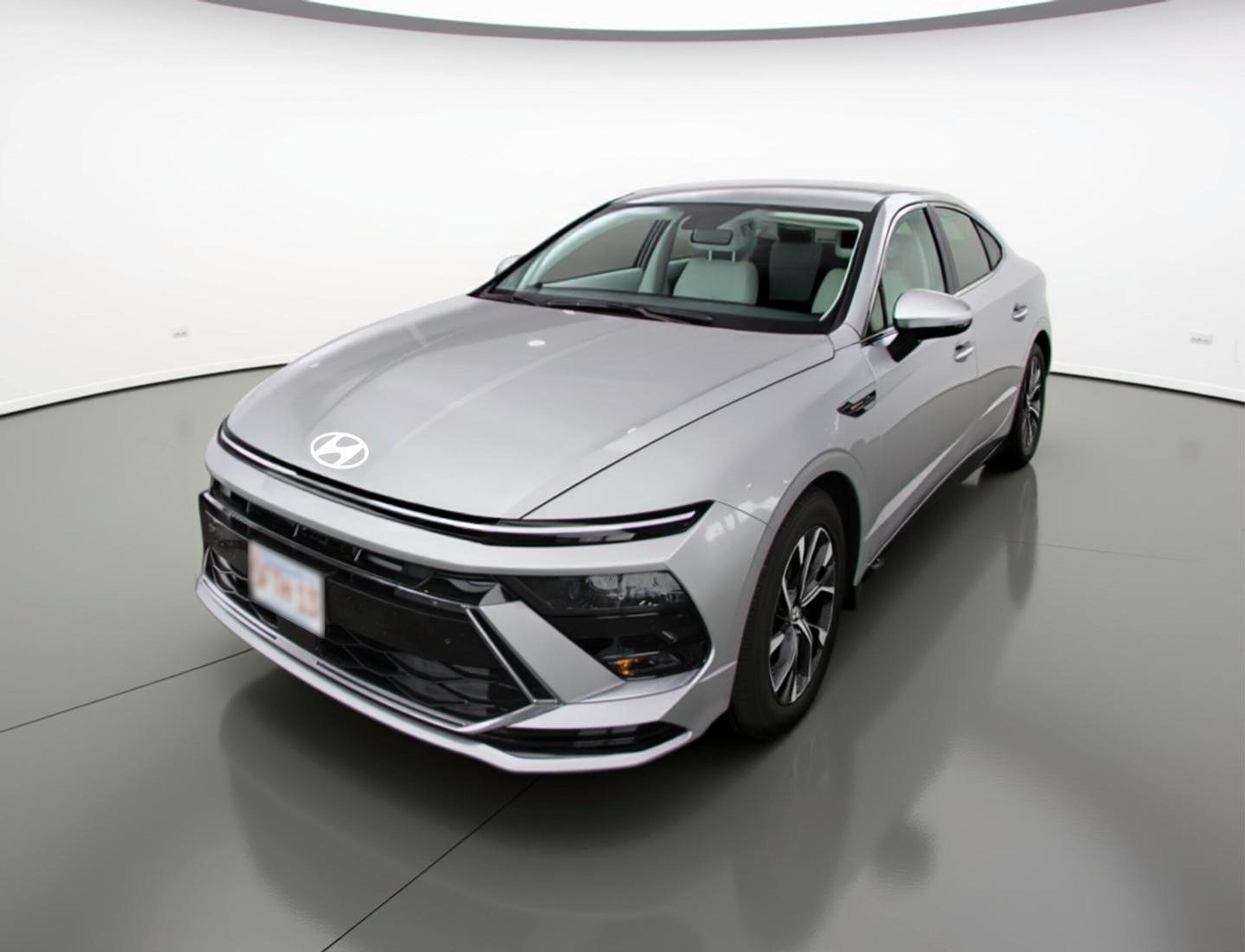 Thumbnail: 2025 Hyundai Sonata - 3