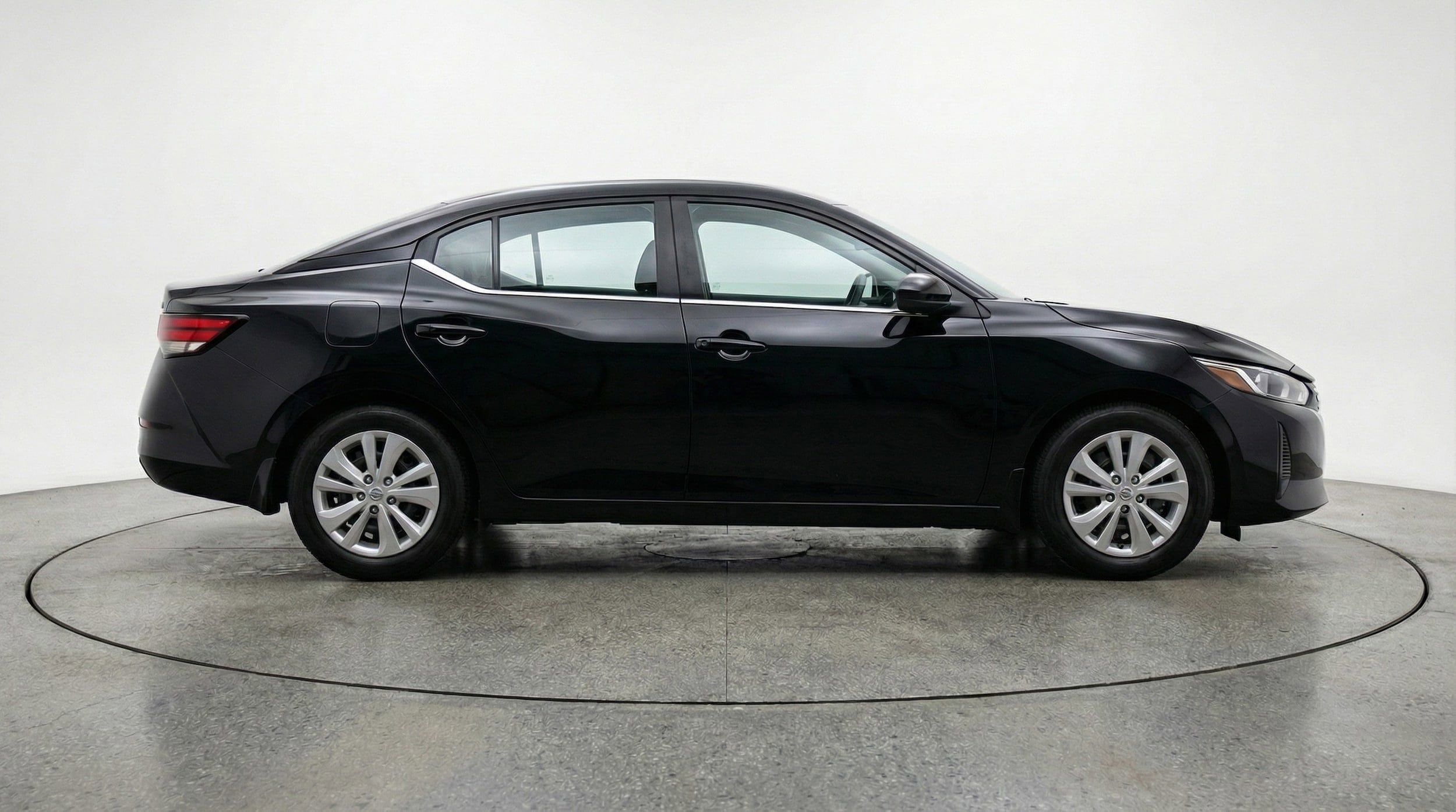 Thumbnail: 2025 Nissan Sentra - 8