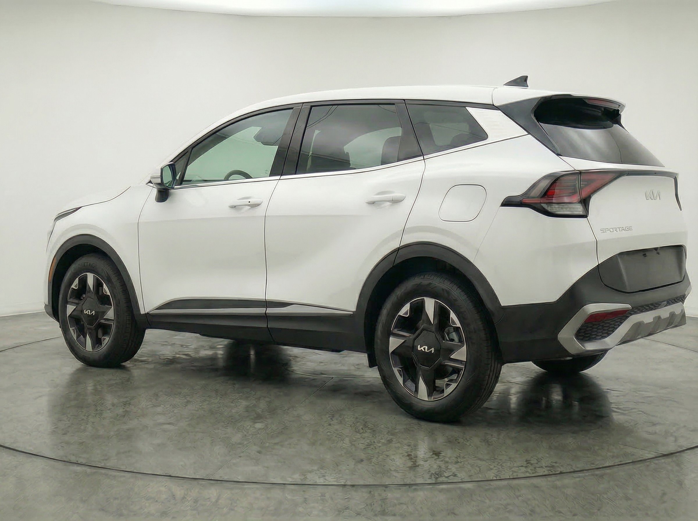 Thumbnail: 2026 Kia Sportage - 6