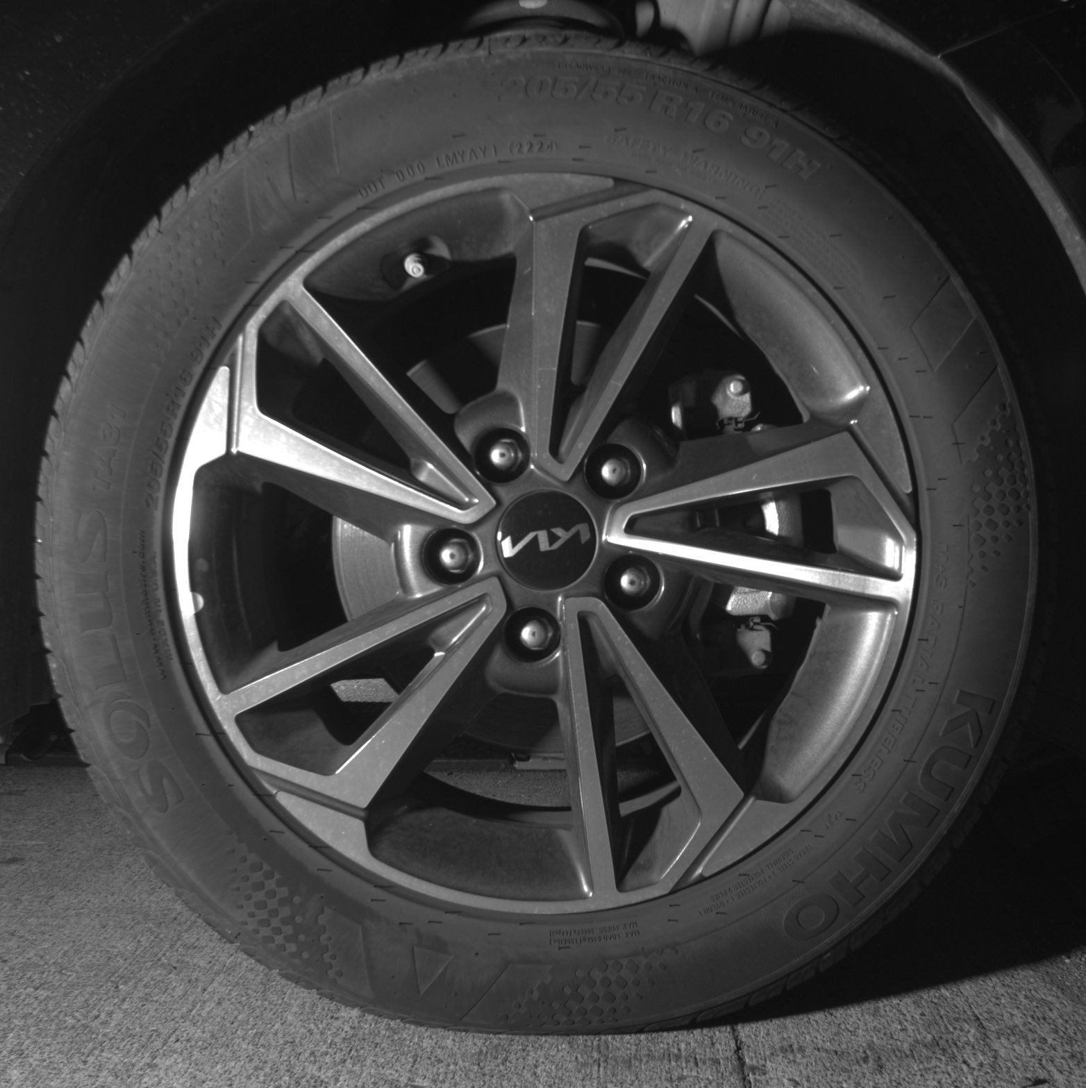 Thumbnail: 2024 Kia Forte - 13