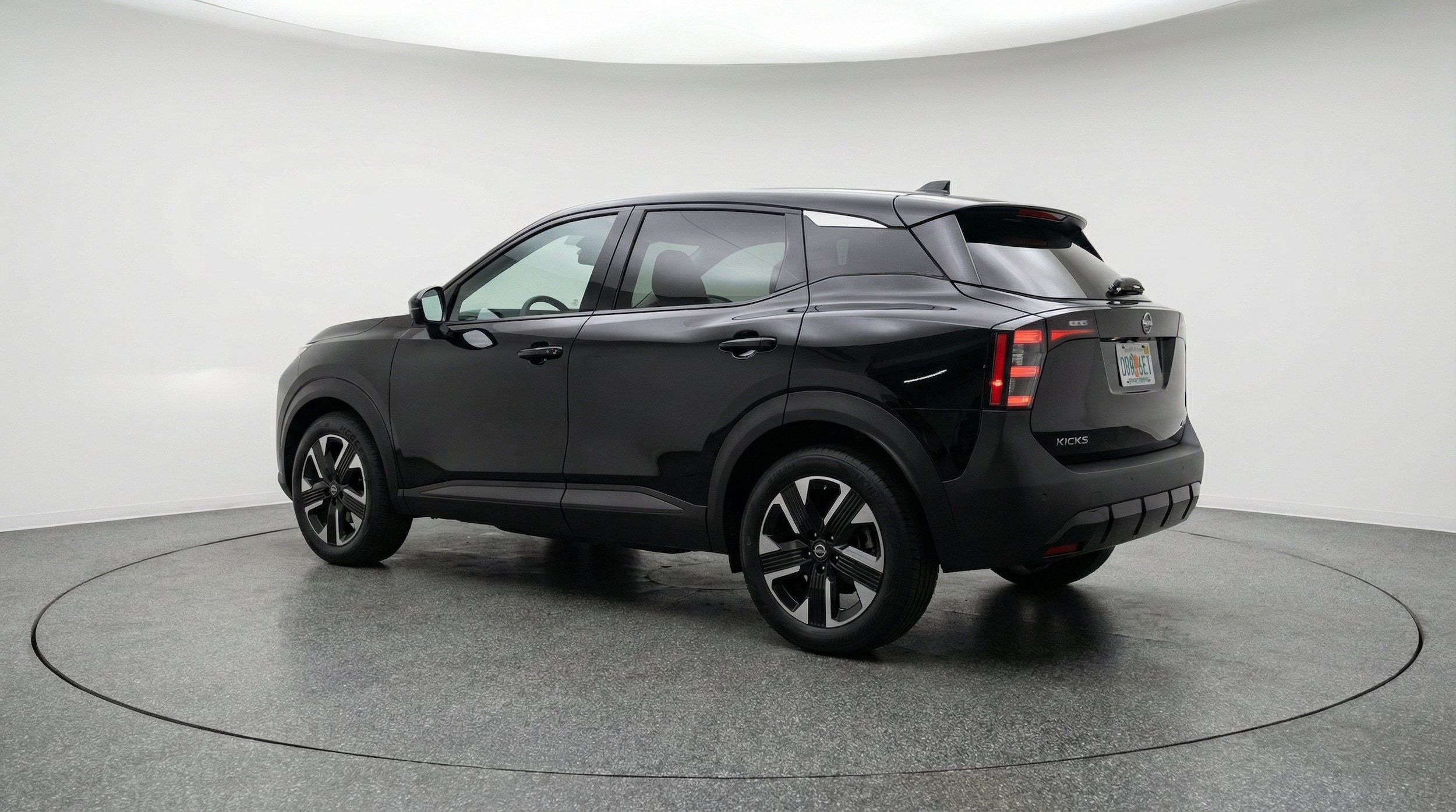 Thumbnail: 2026 Nissan Kicks - 6