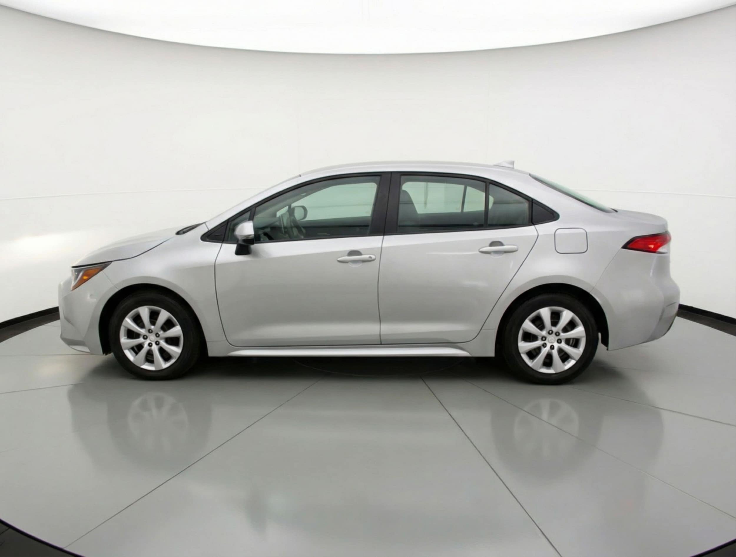 Thumbnail: 2025 Toyota Corolla - 4