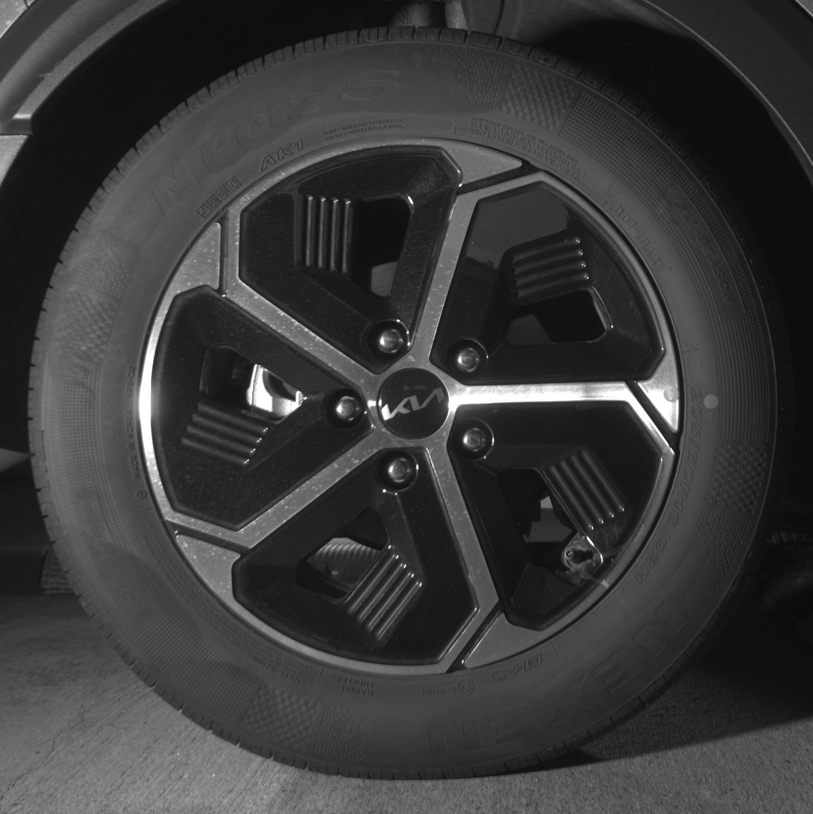 Thumbnail: 2026 Kia Niro - 15