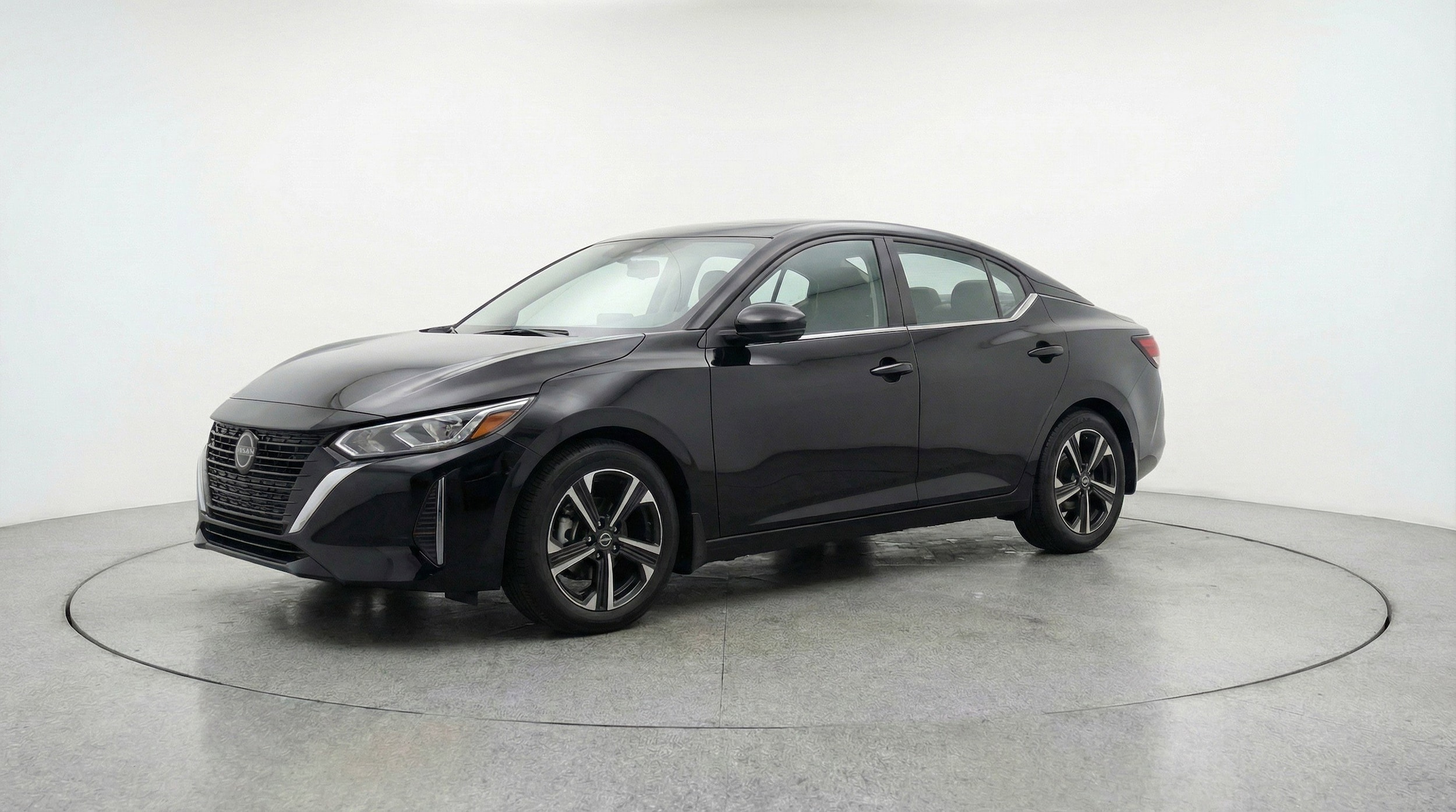 Thumbnail: 2025 Nissan Sentra - 3