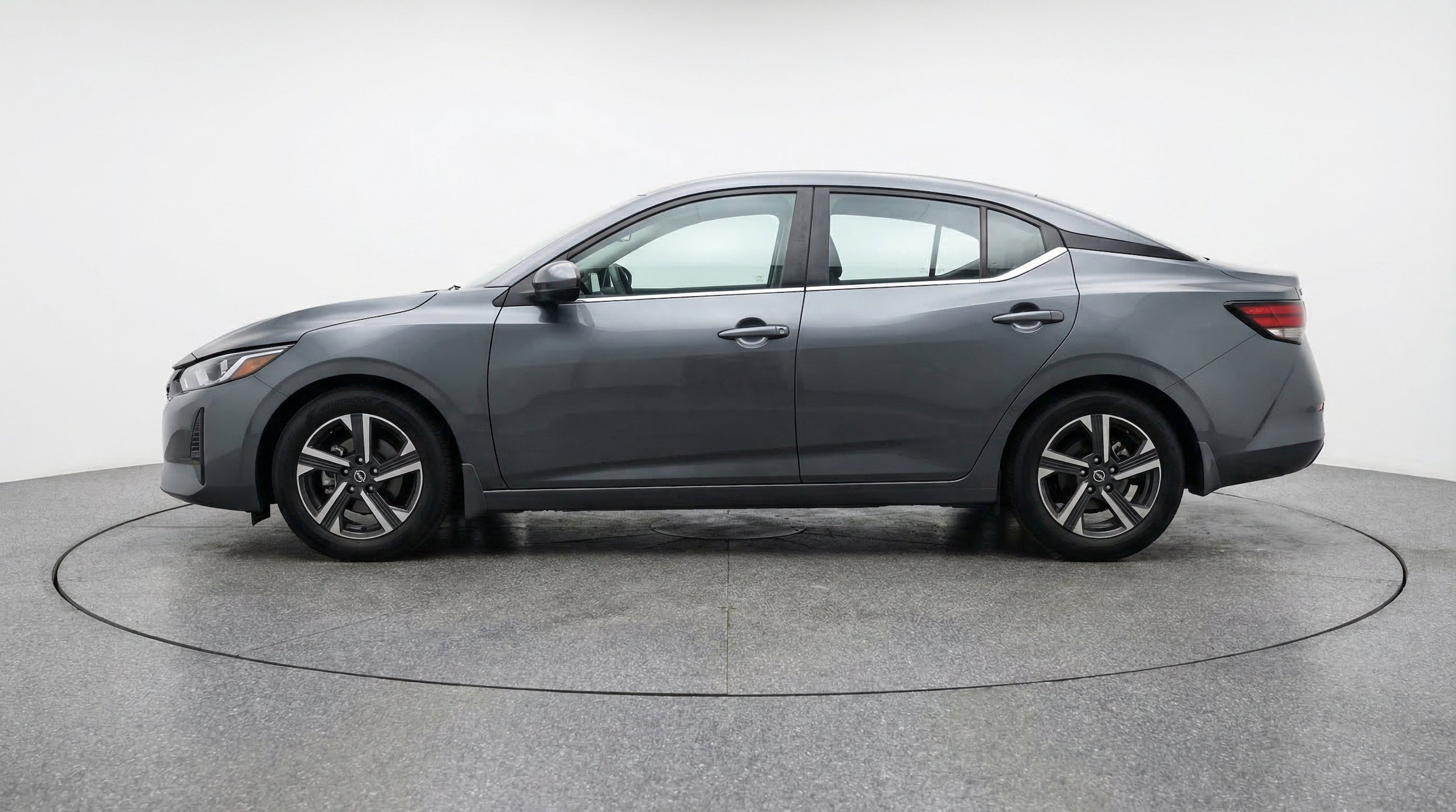 Thumbnail: 2025 Nissan Sentra - 5