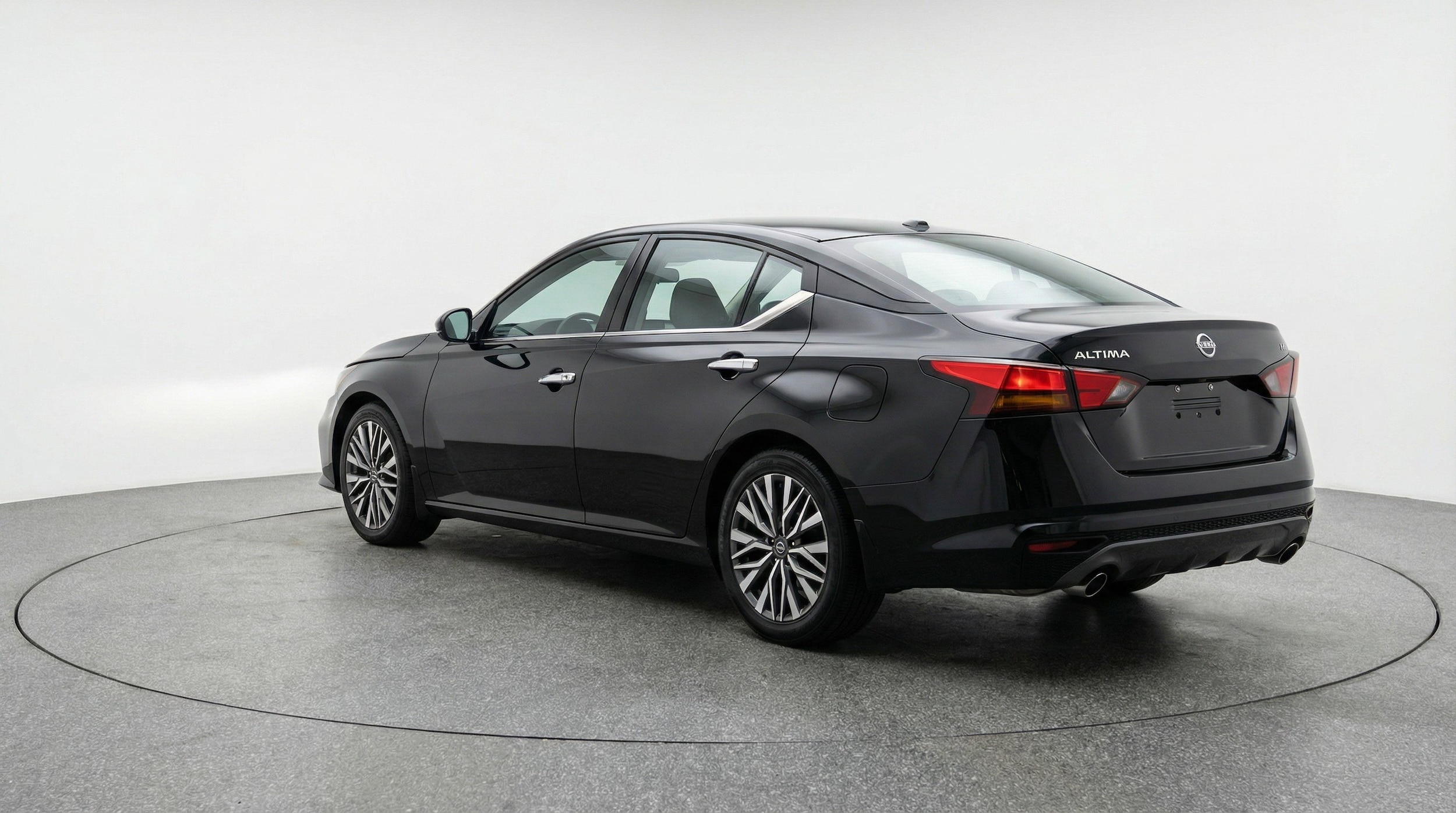 Thumbnail: 2025 Nissan Altima - 6