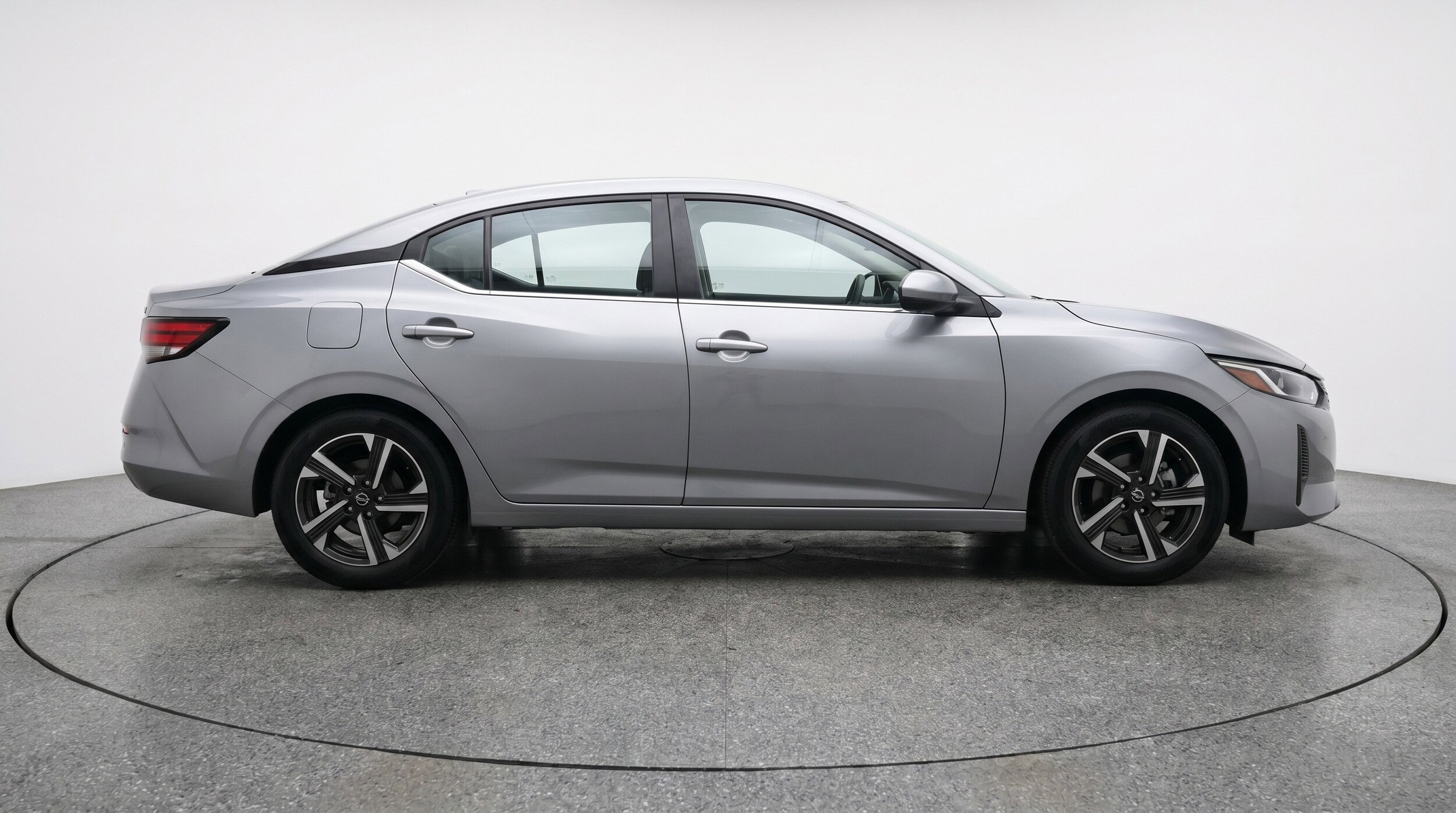 Thumbnail: 2025 Nissan Sentra - 11