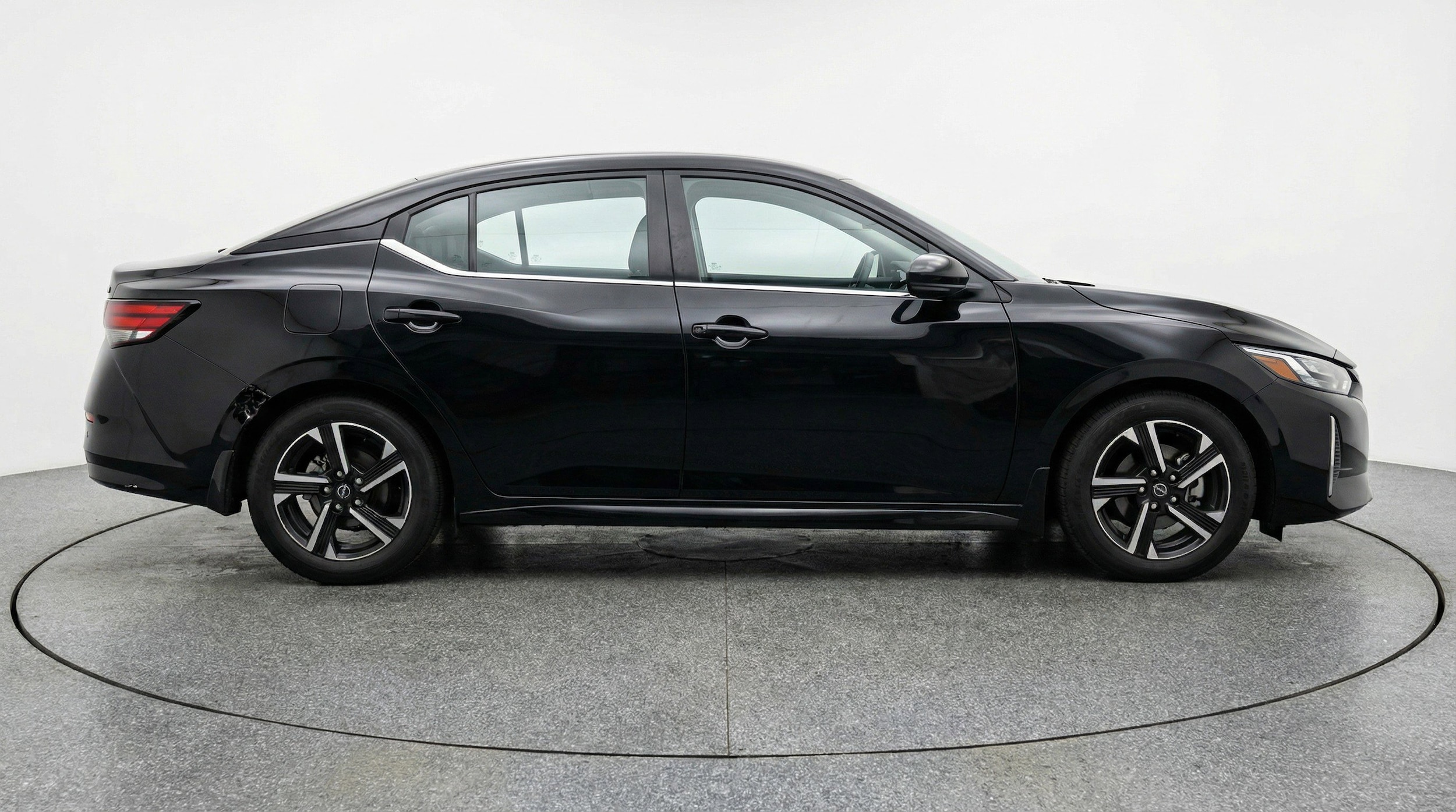 Thumbnail: 2025 Nissan Sentra - 11