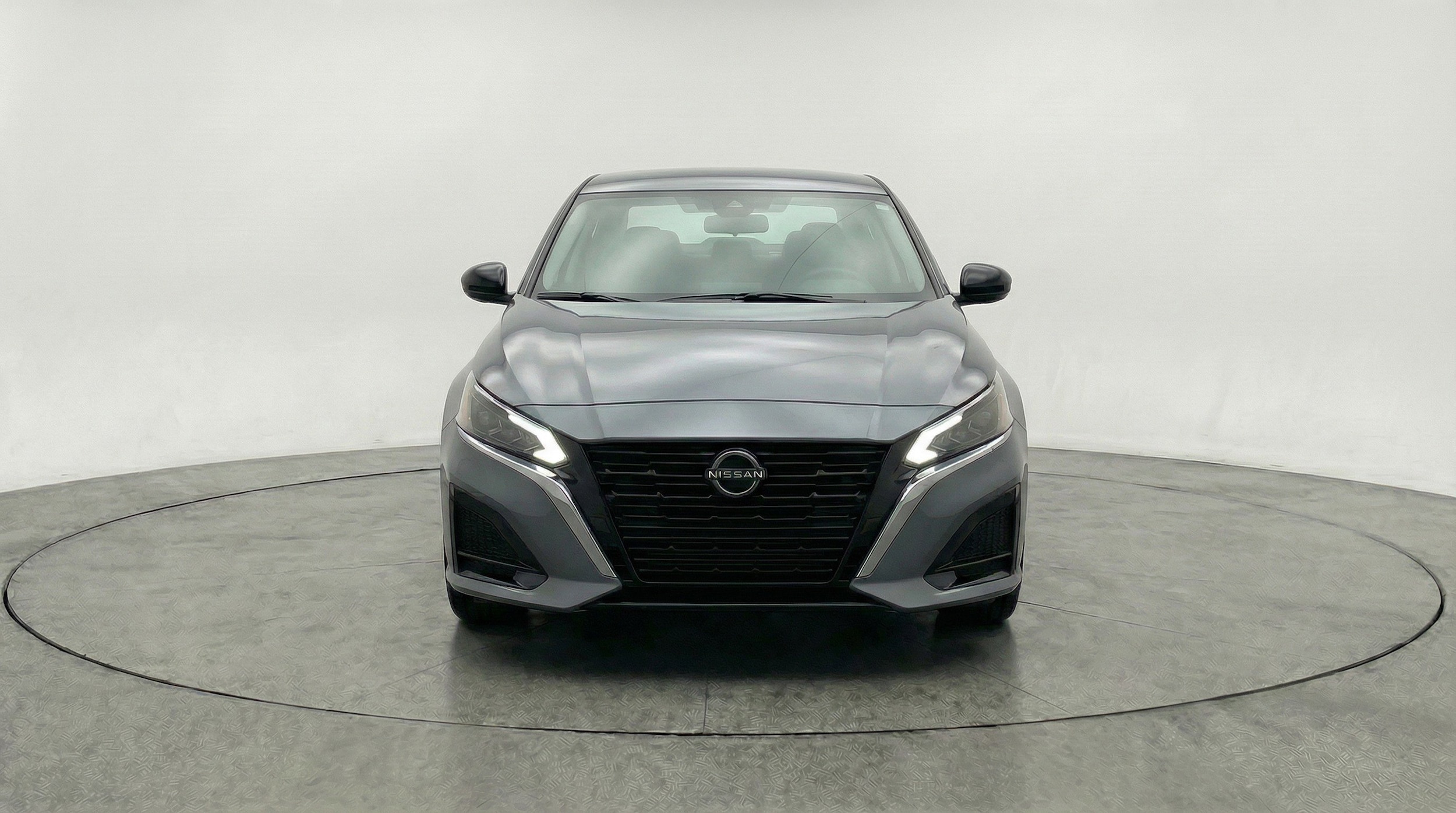 Thumbnail: 2025 Nissan Altima - 2