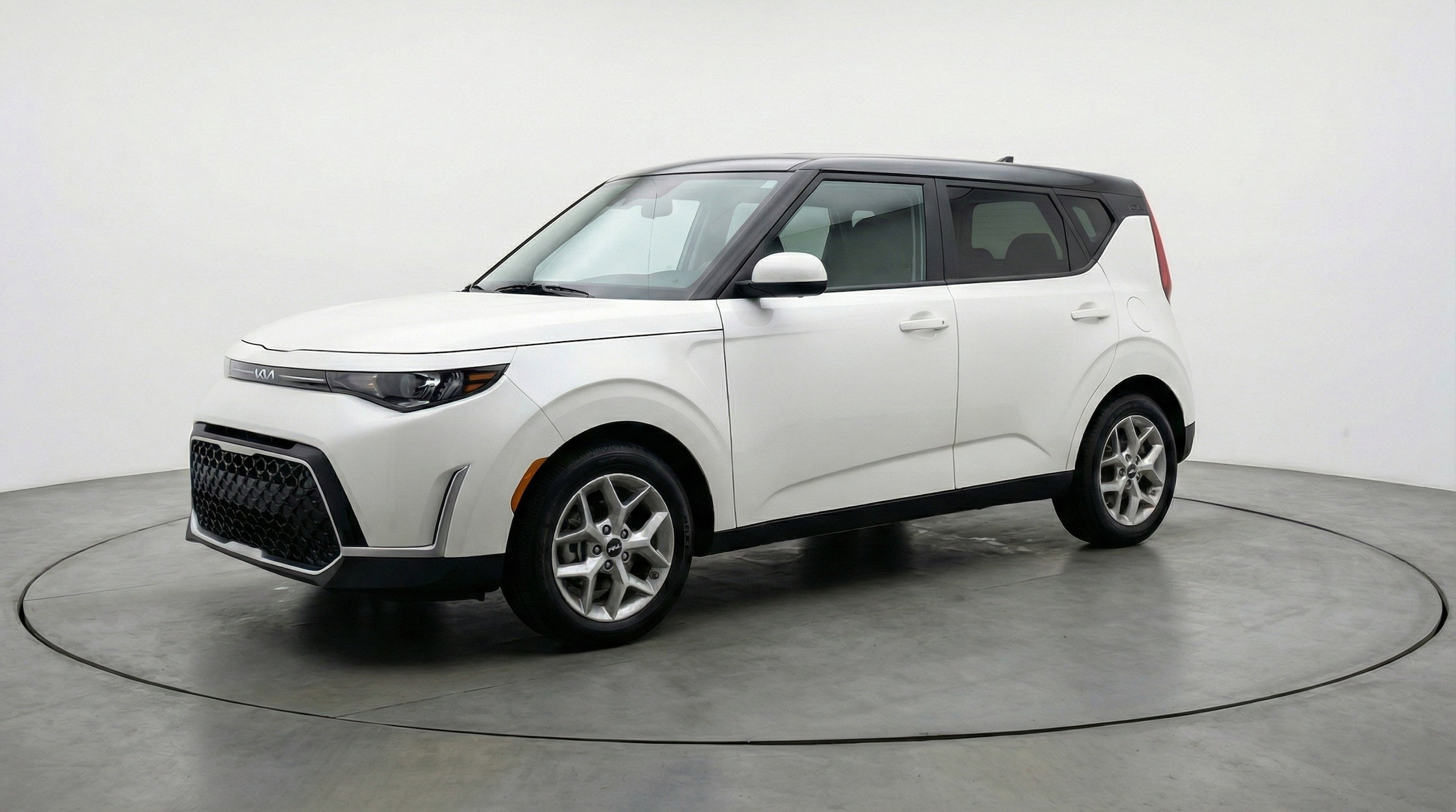 Thumbnail: 2025 Kia Soul - 3