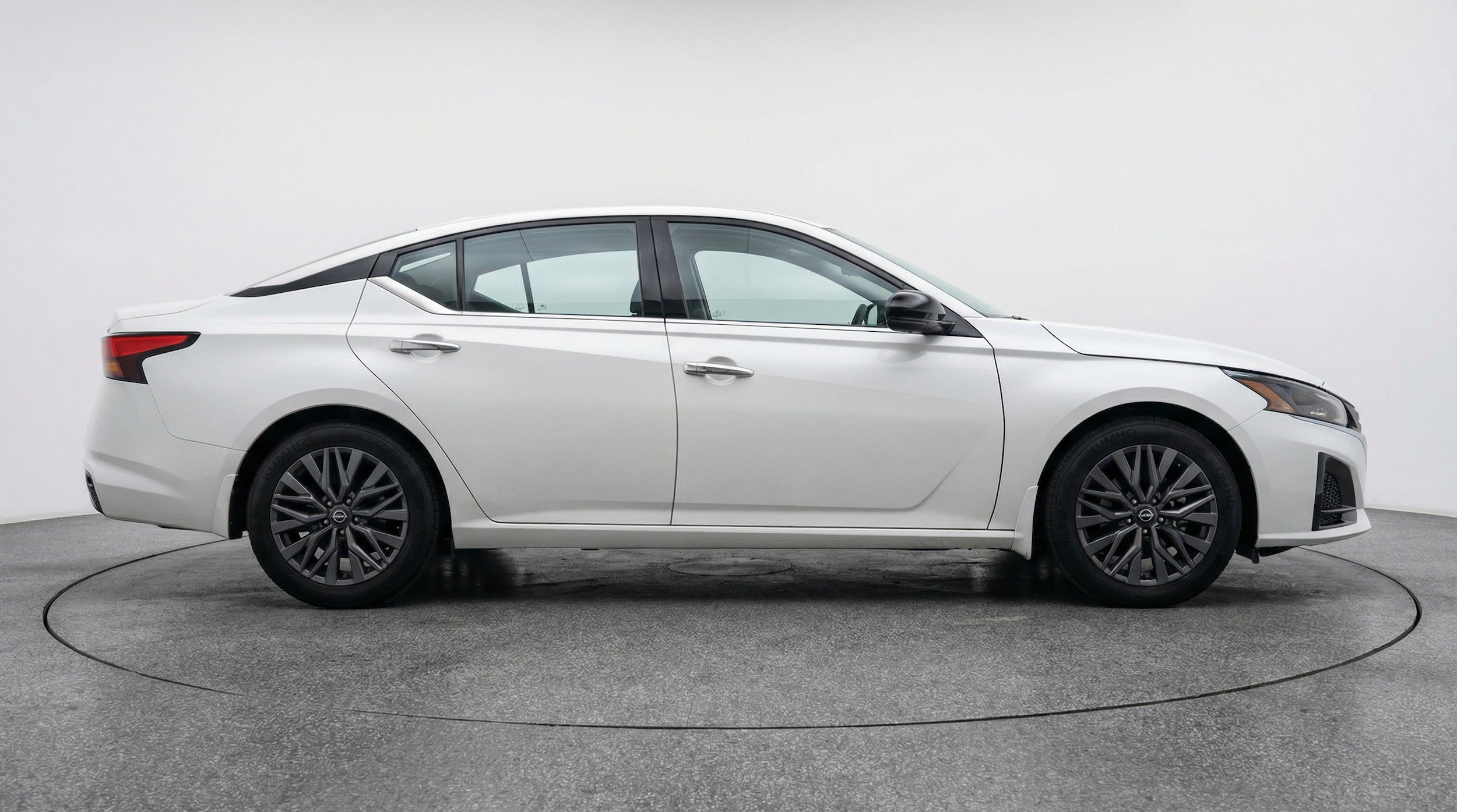 Thumbnail: 2025 Nissan Altima - 11