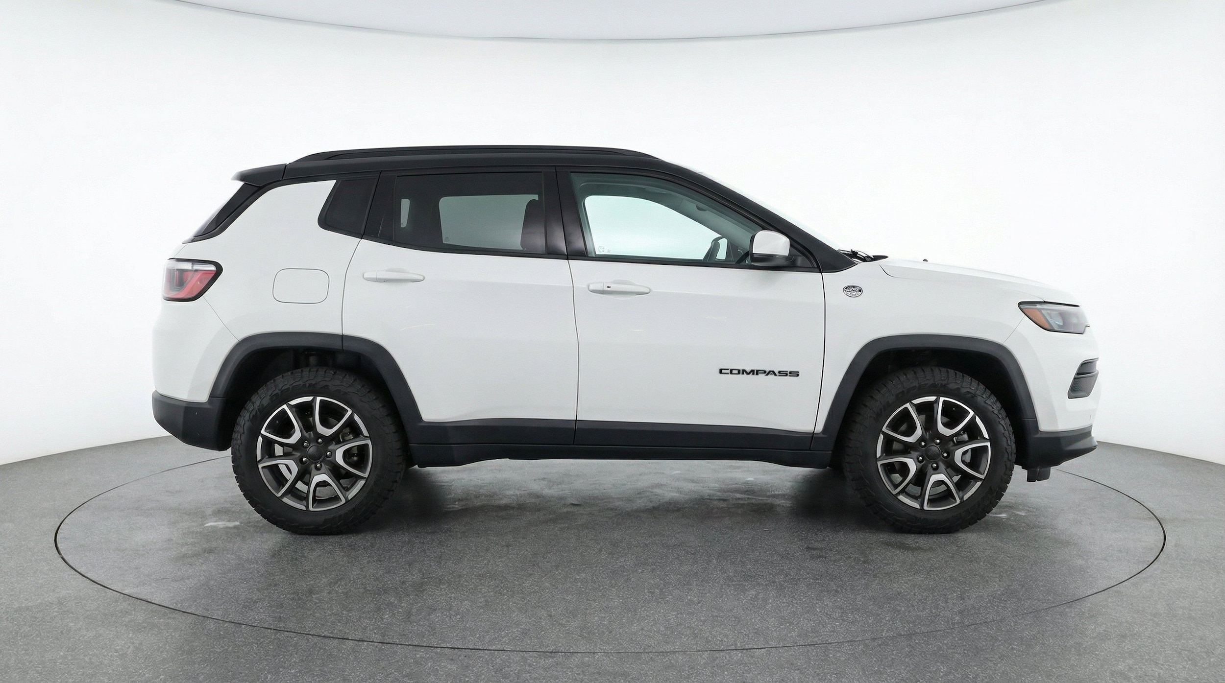 Thumbnail: 2025 Jeep Compass - 11